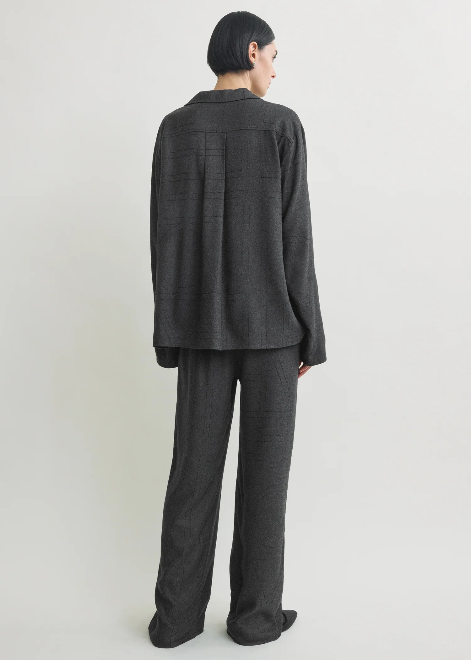 Monogram flannel pj top charcoal - Image 3