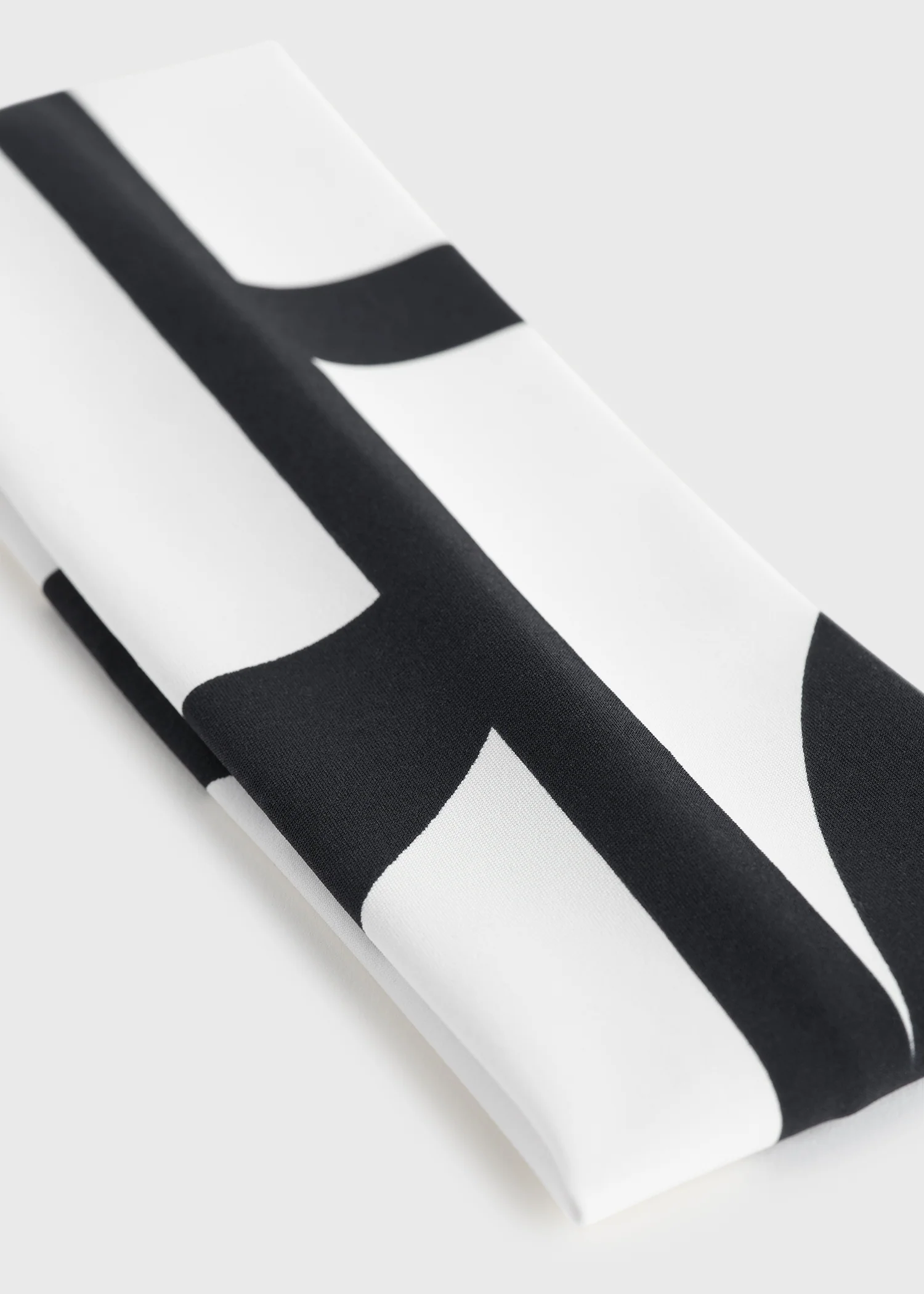 Monogram headband tofu - Image 4