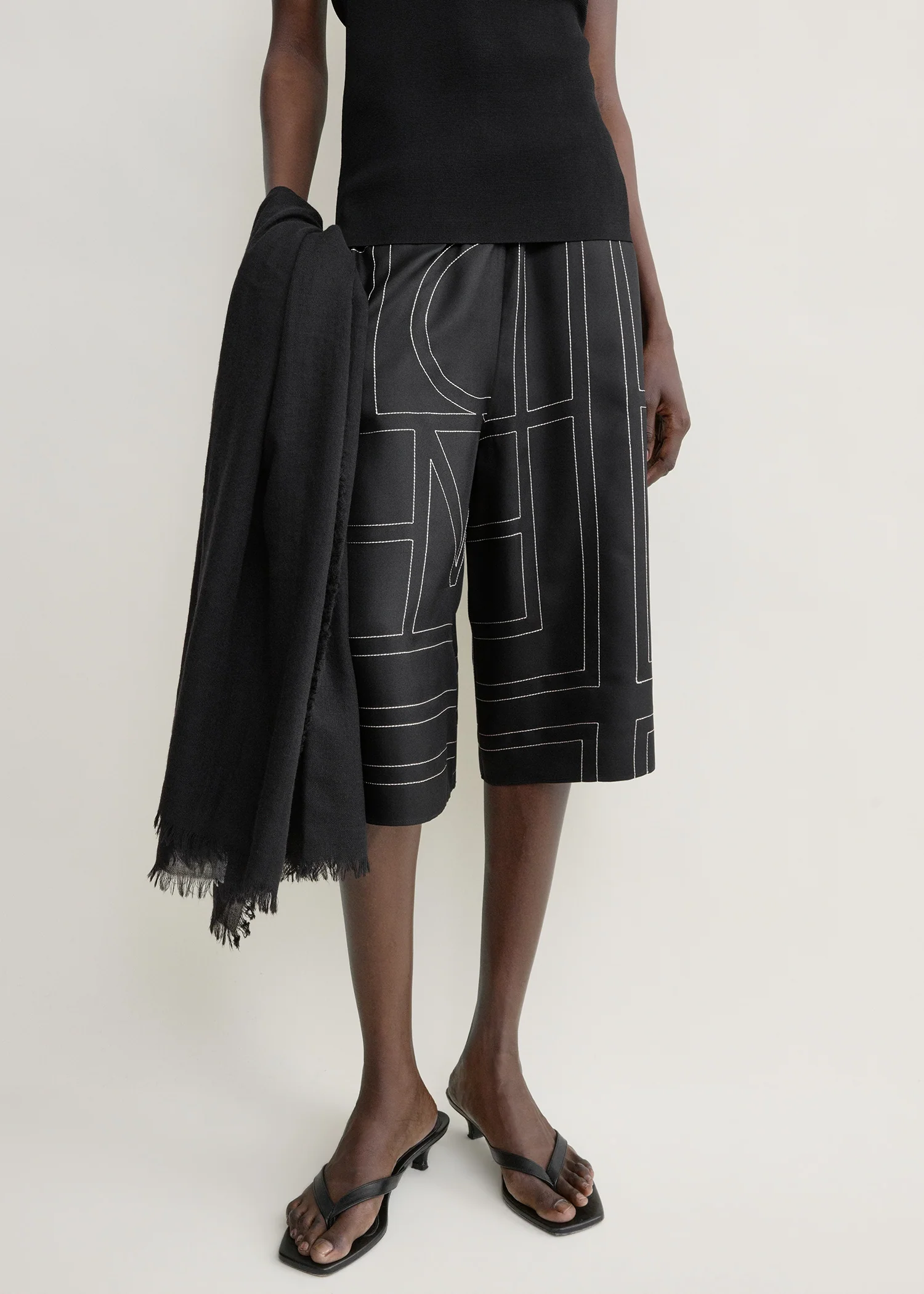 Monogram silk pj culottes black - Image 4