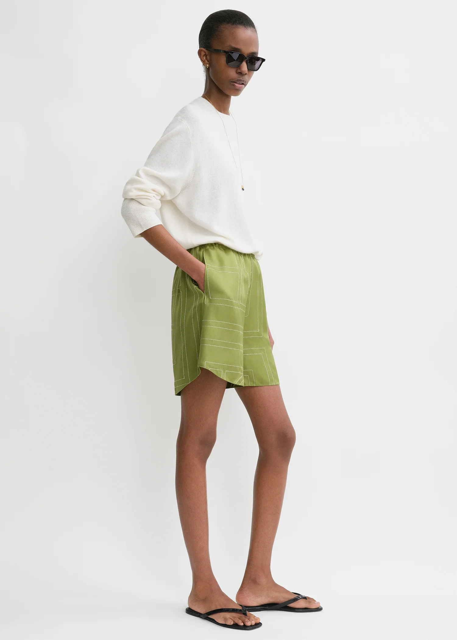 Monogram silk pj shorts laurel - Image 3