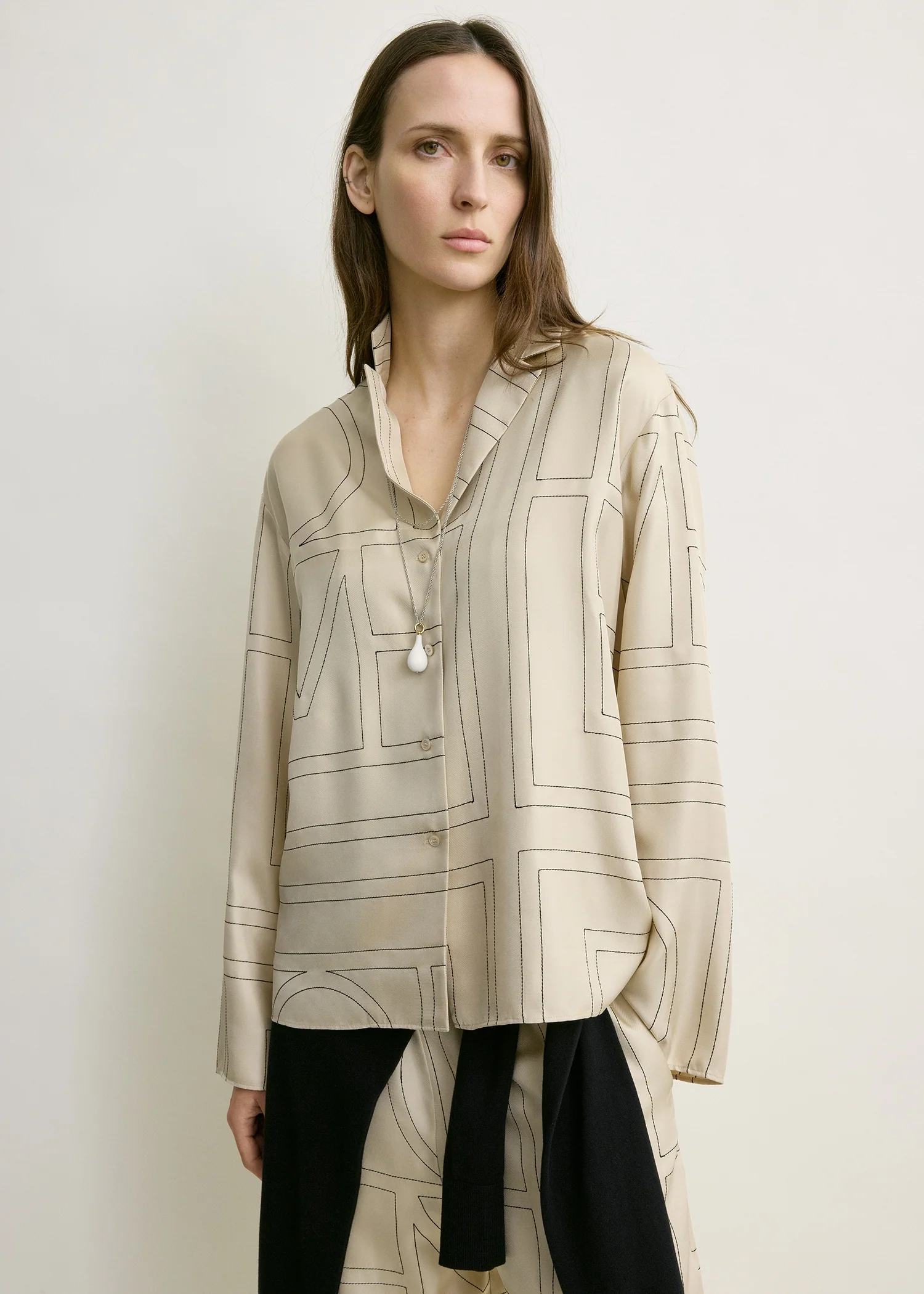 Monogram silk pj top ivory - Image 4