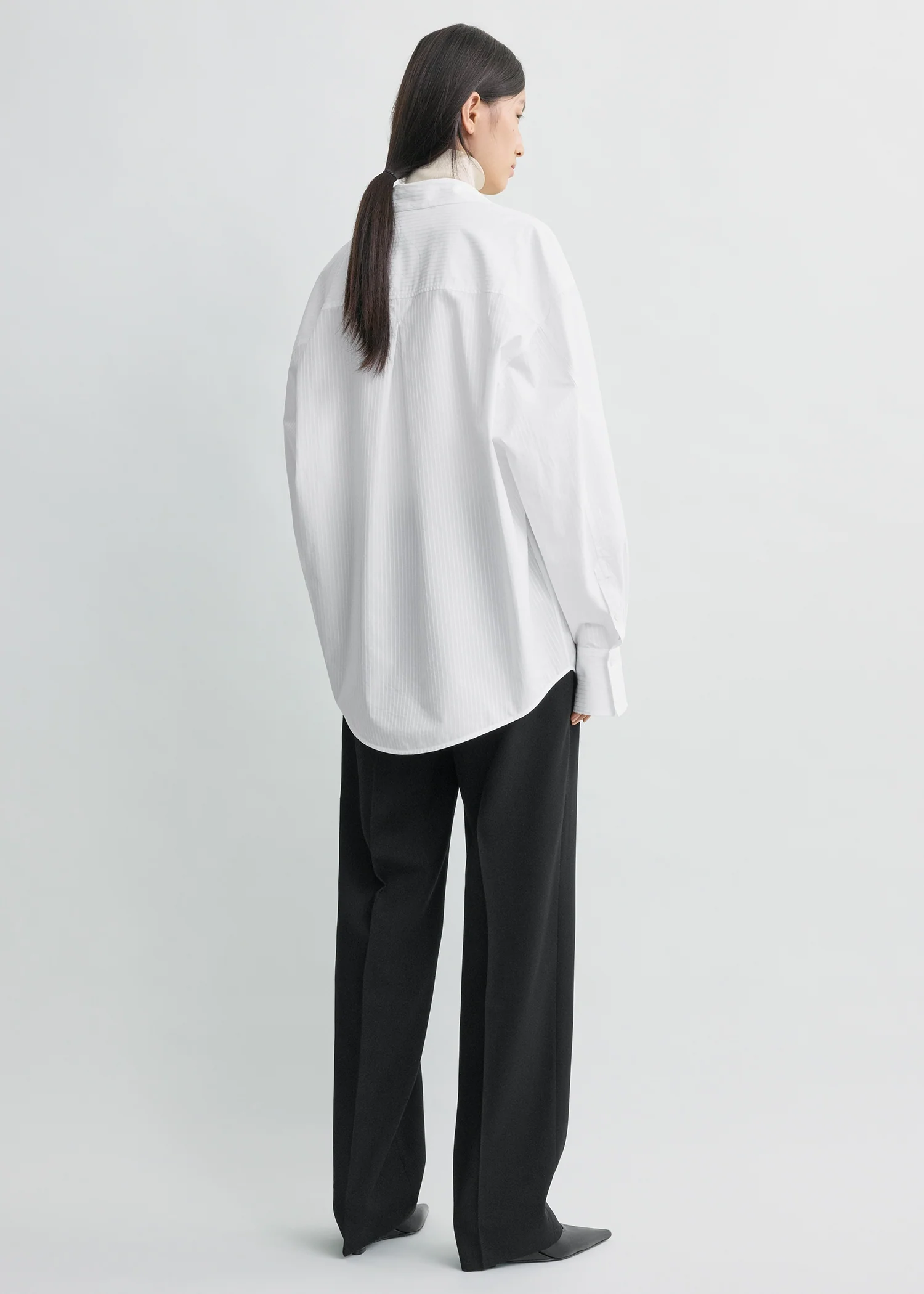 Oversized striped shirt white petite - Image 3