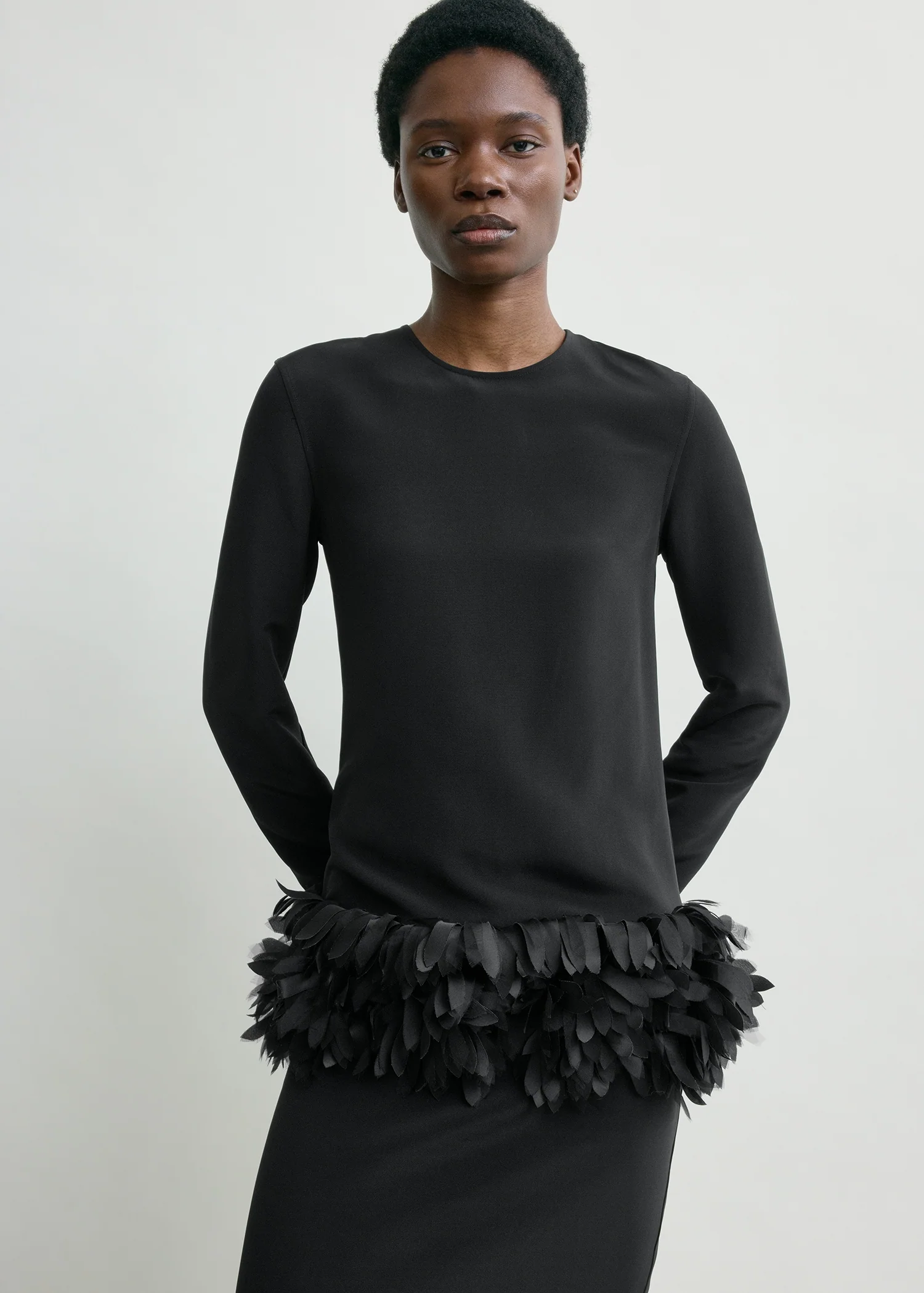 Petal dress black - Image 4