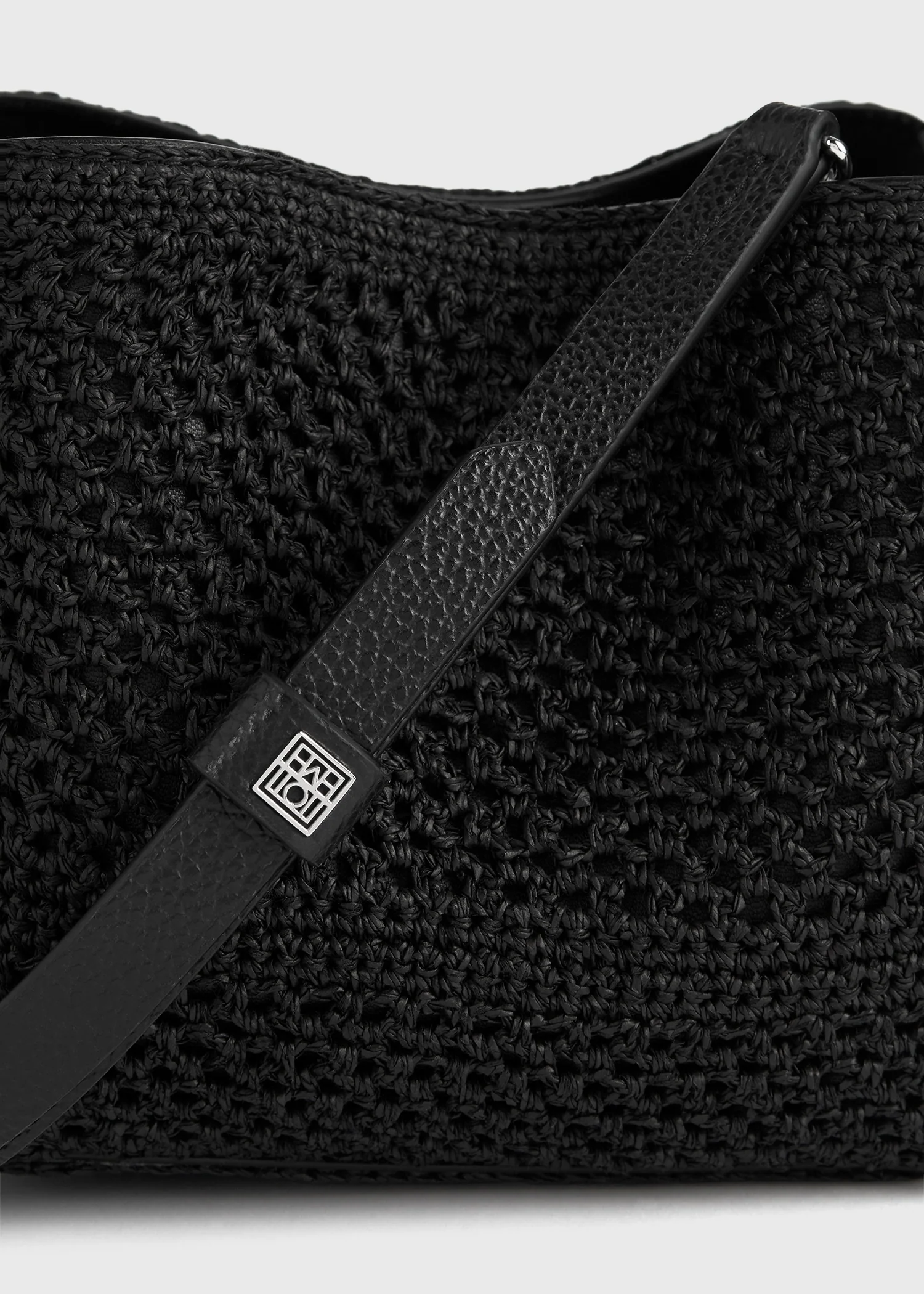 Petite crochet bucket bag black - Image 5