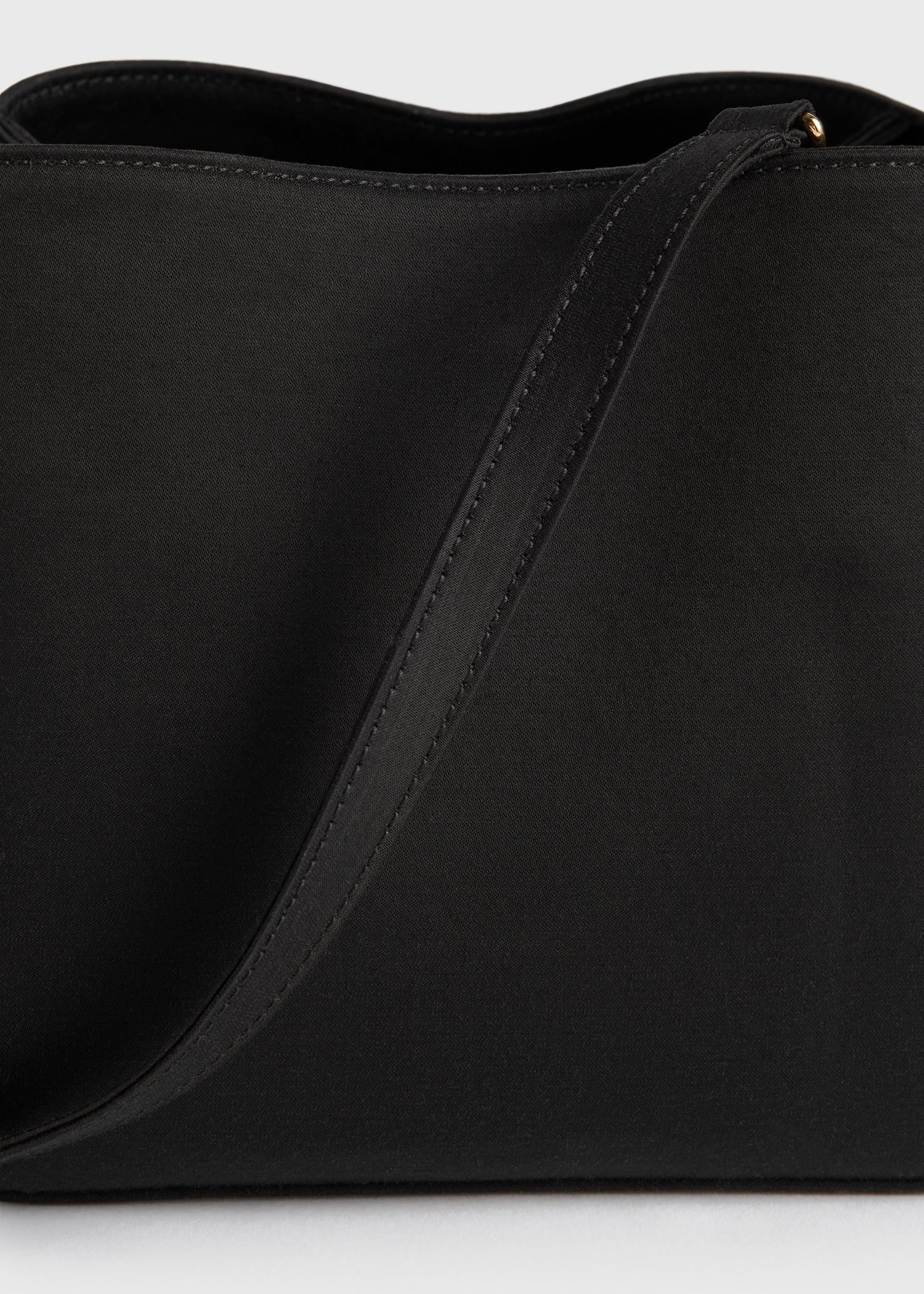 Petite satin bucket bag black - Image 8