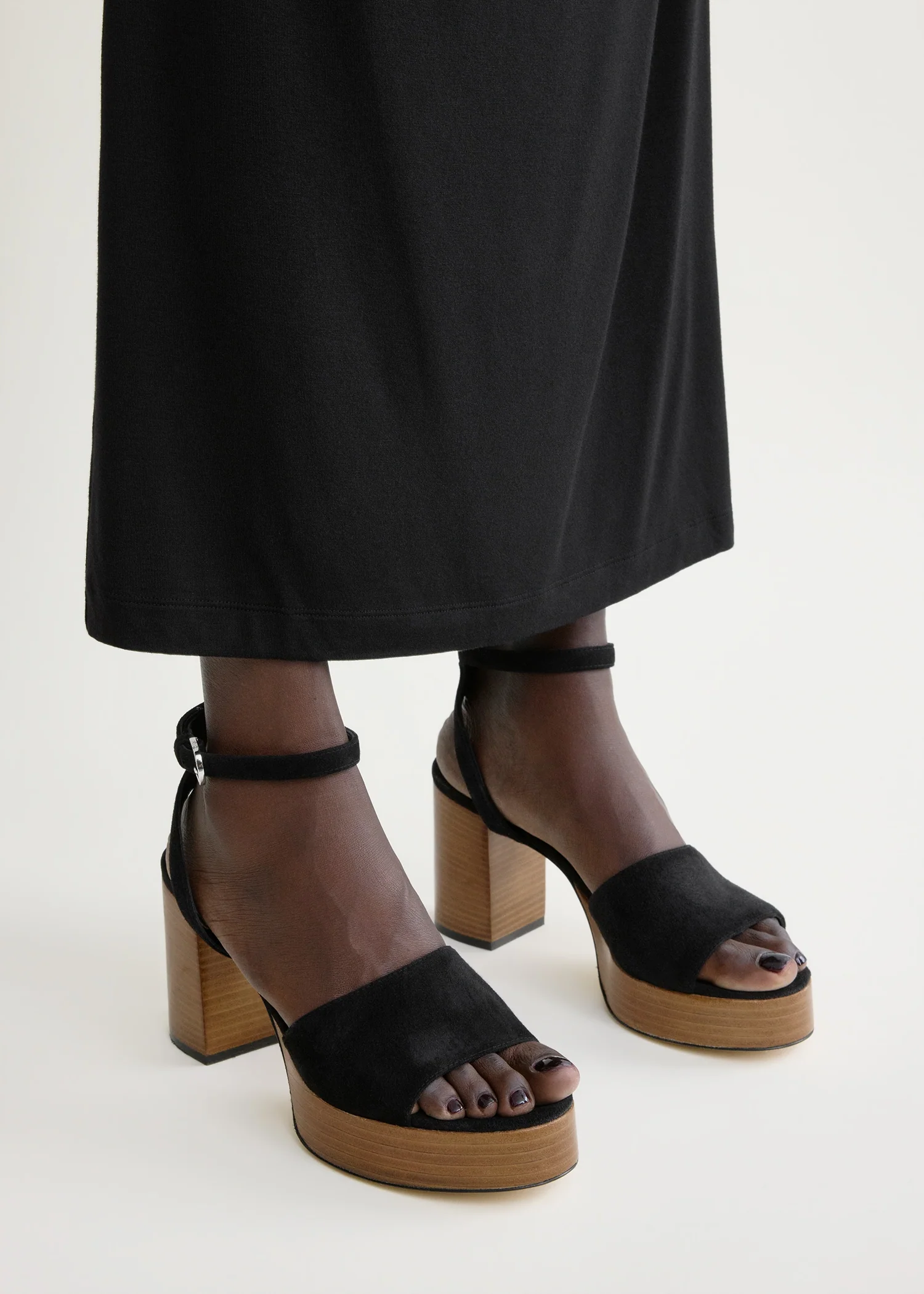 Platform suede sandals black/tan - Image 3