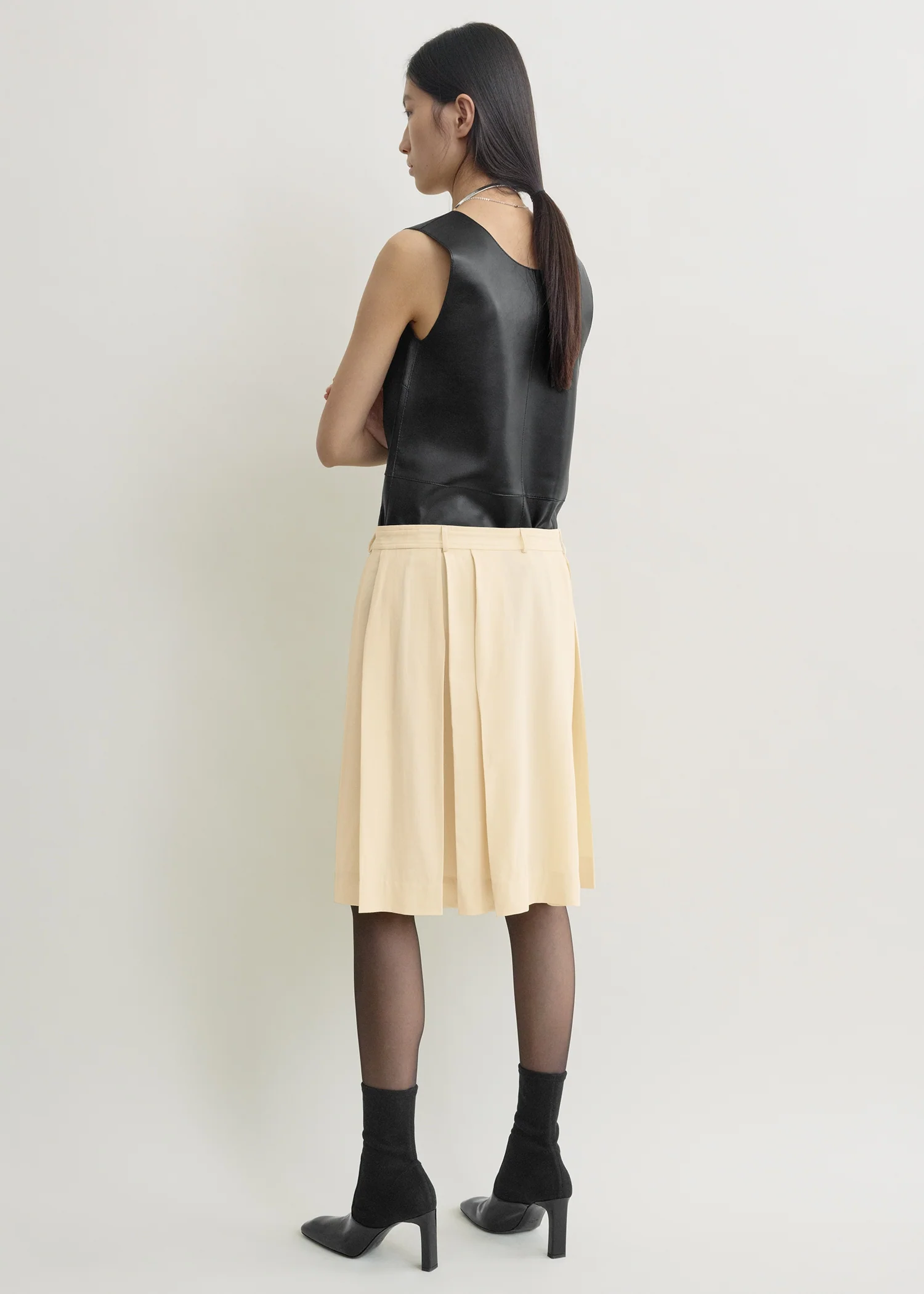 Pleated wrap skirt champagne petite - Image 3