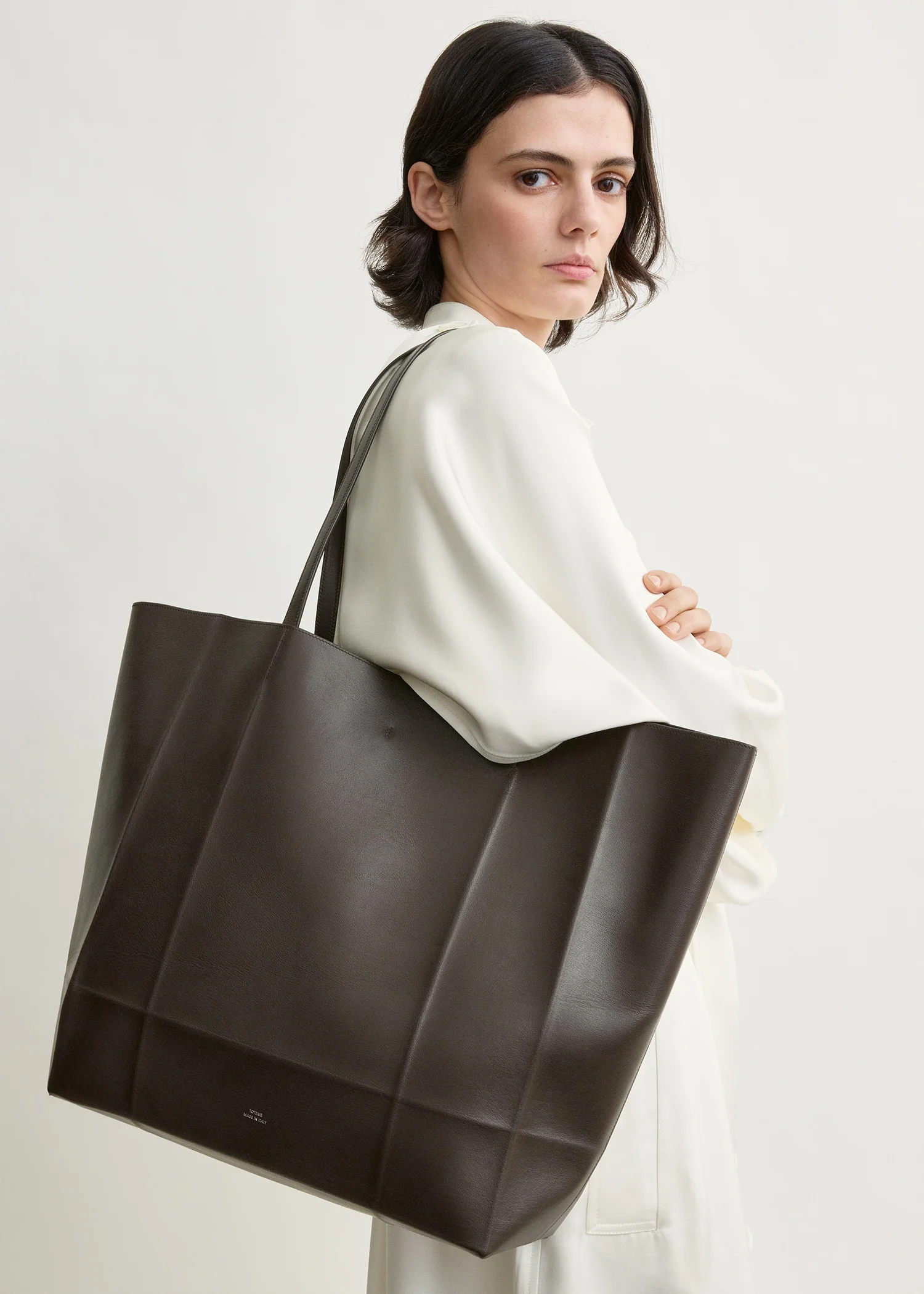 Roam leather tote brown - Image 2