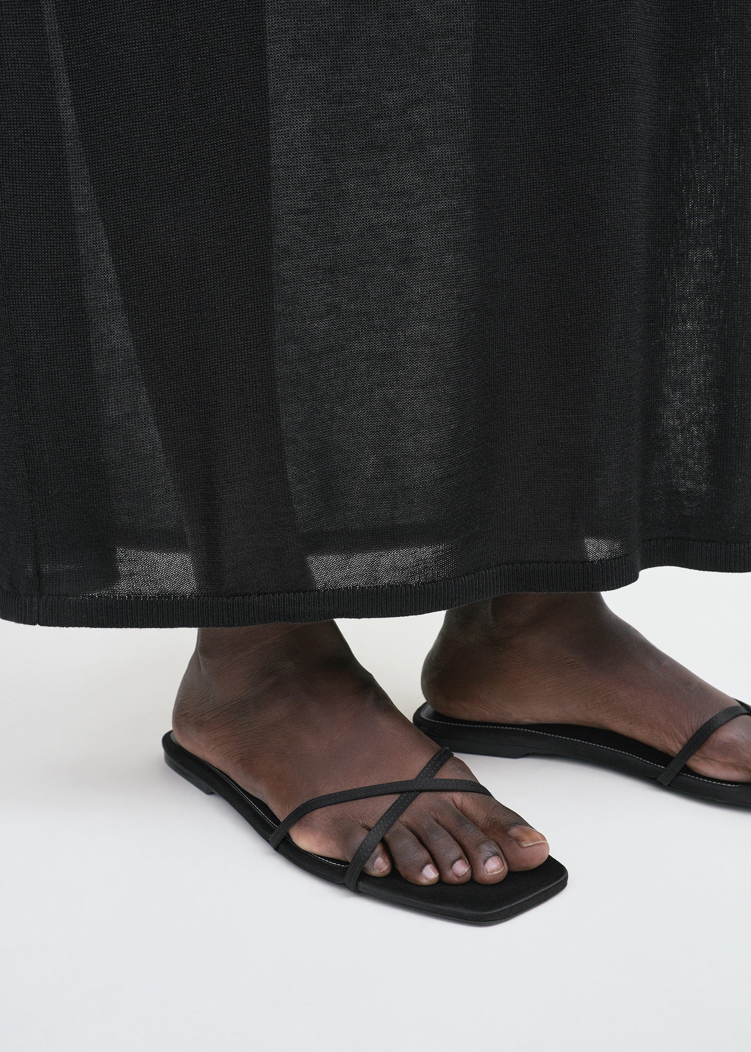 Satin crossover slides black - Image 3