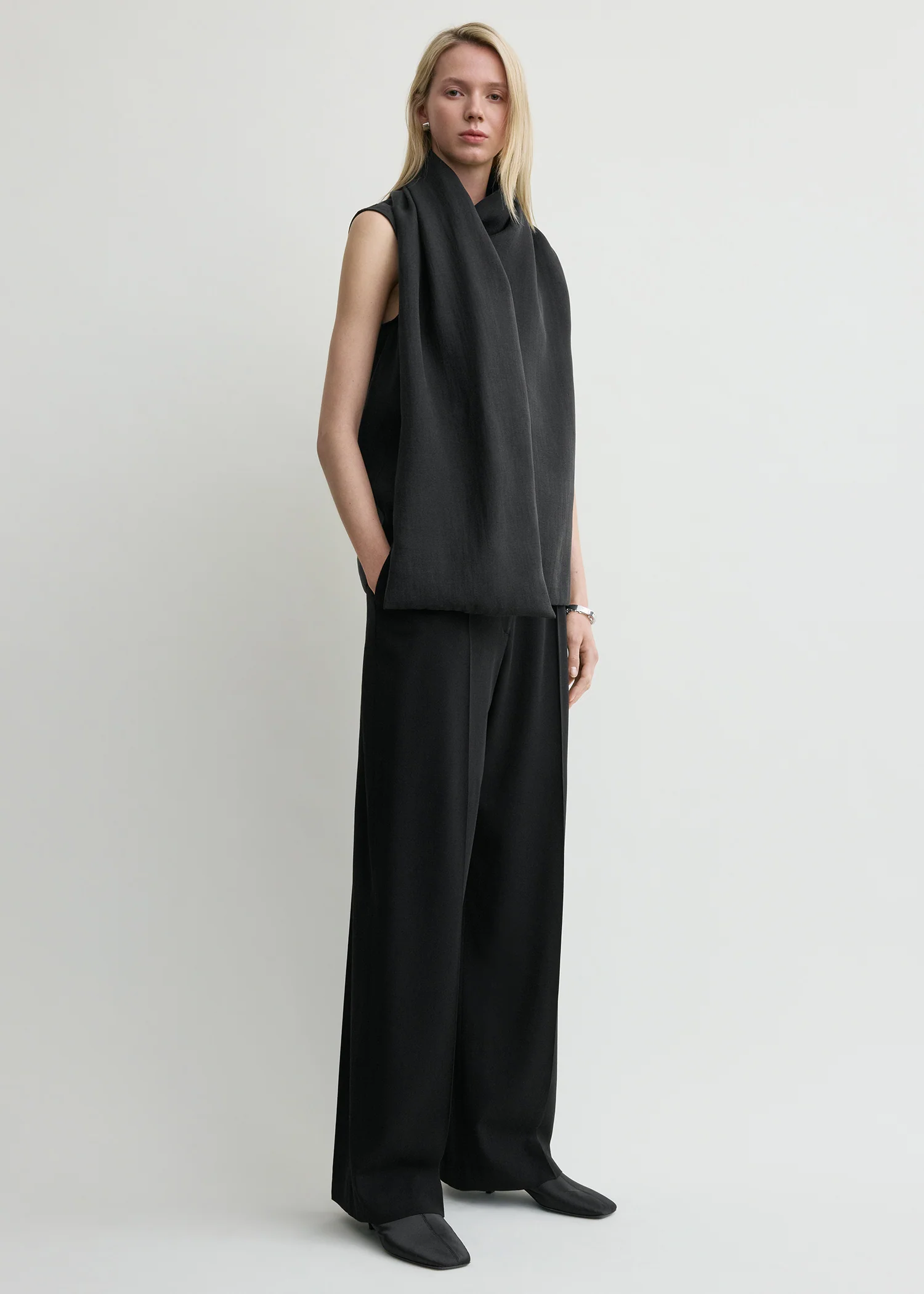 Scarf blouse black - Image 2