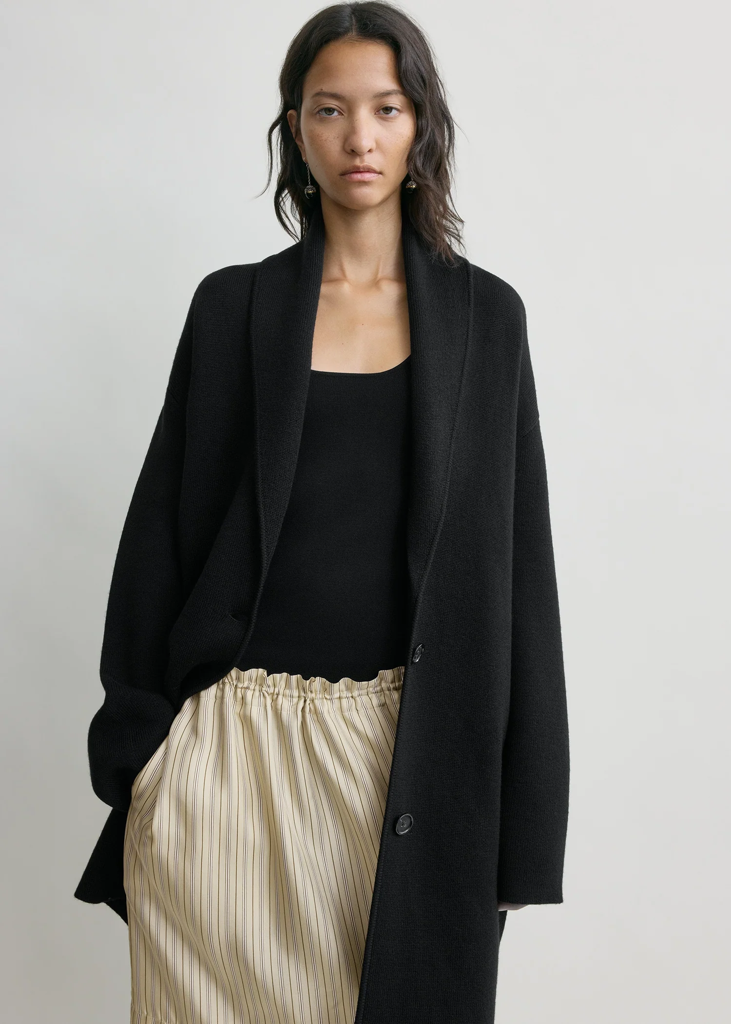 Shawl-lapel robe black petite - Image 4