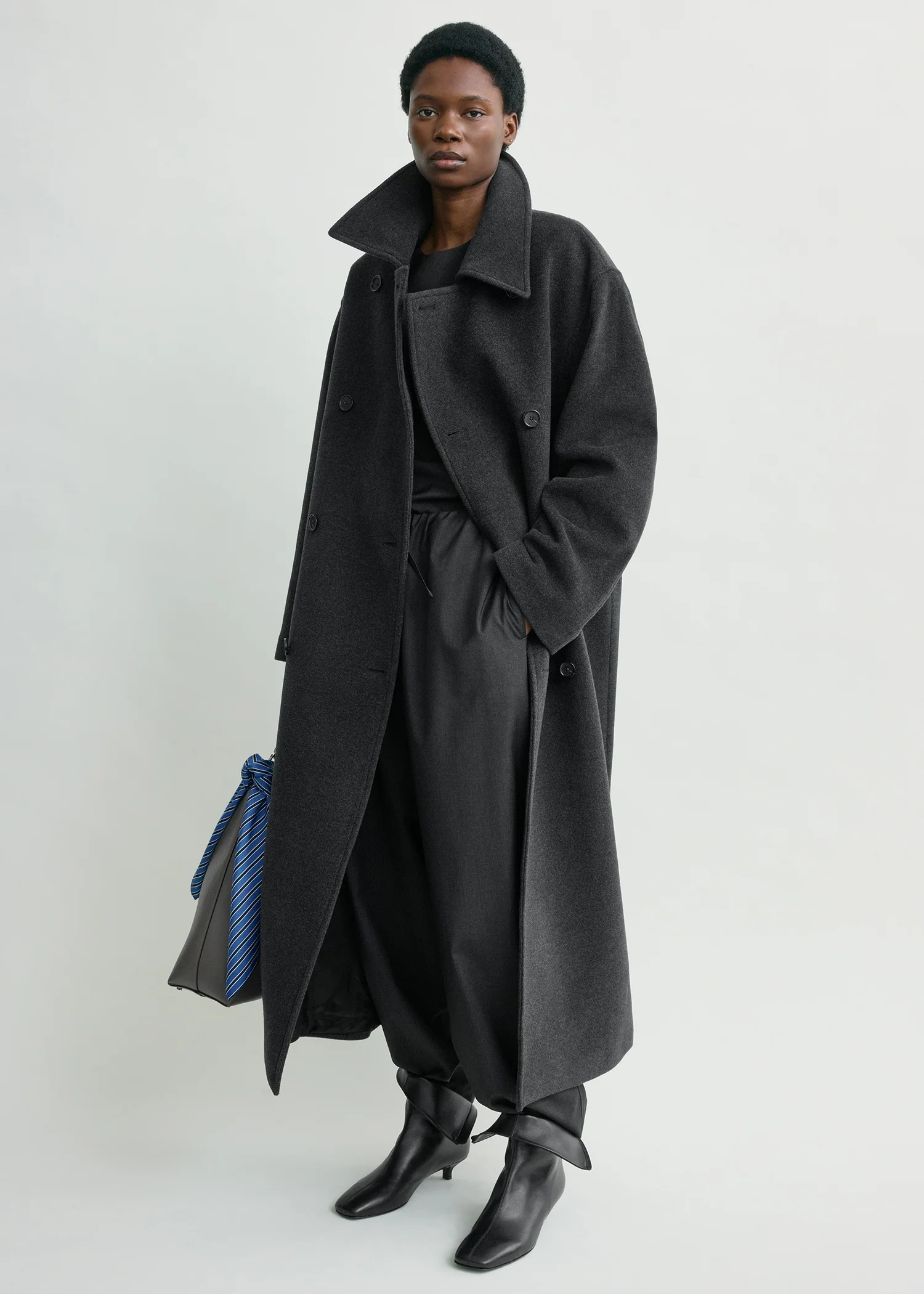 Shield coat charcoal petite - Image 5