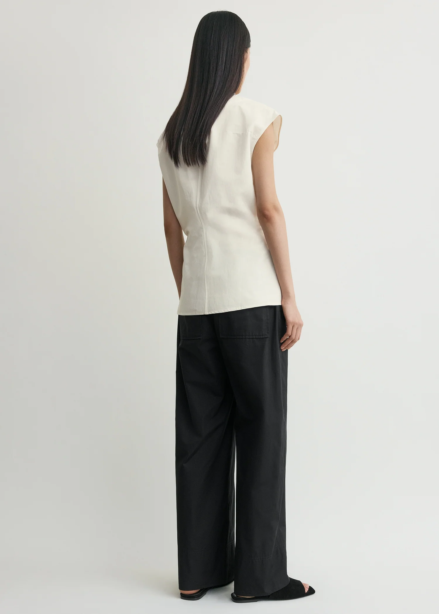 Short-sleeve wrap blouse off-white - Image 3