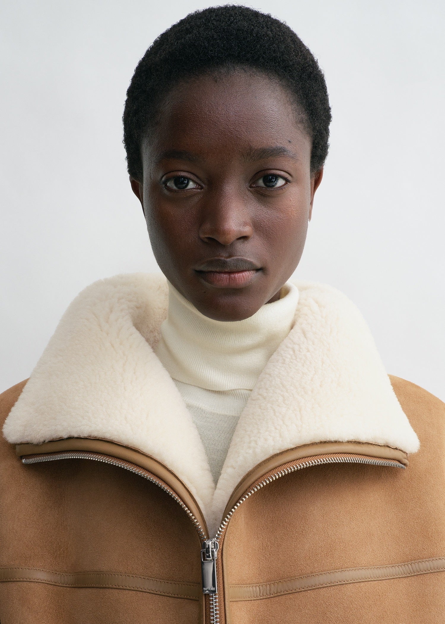 Signature shearling jacket biscuit - Image 4