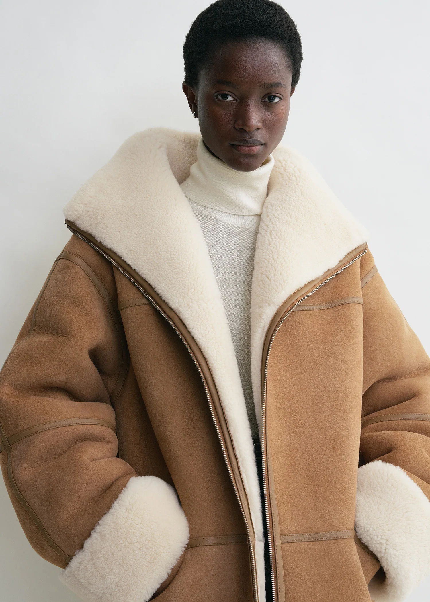 Signature shearling jacket biscuit - Image 5