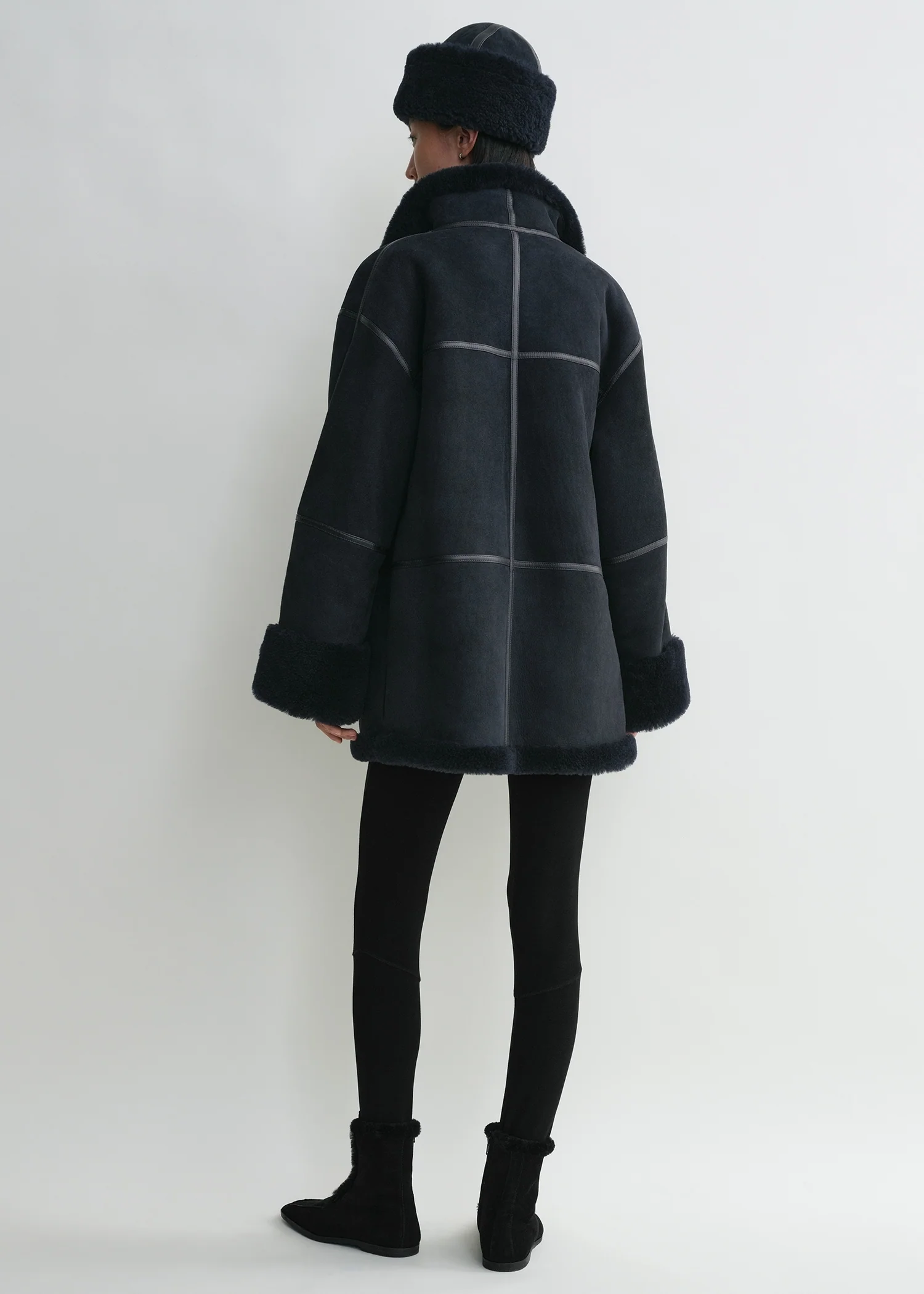Signature shearling jacket navy - Image 3