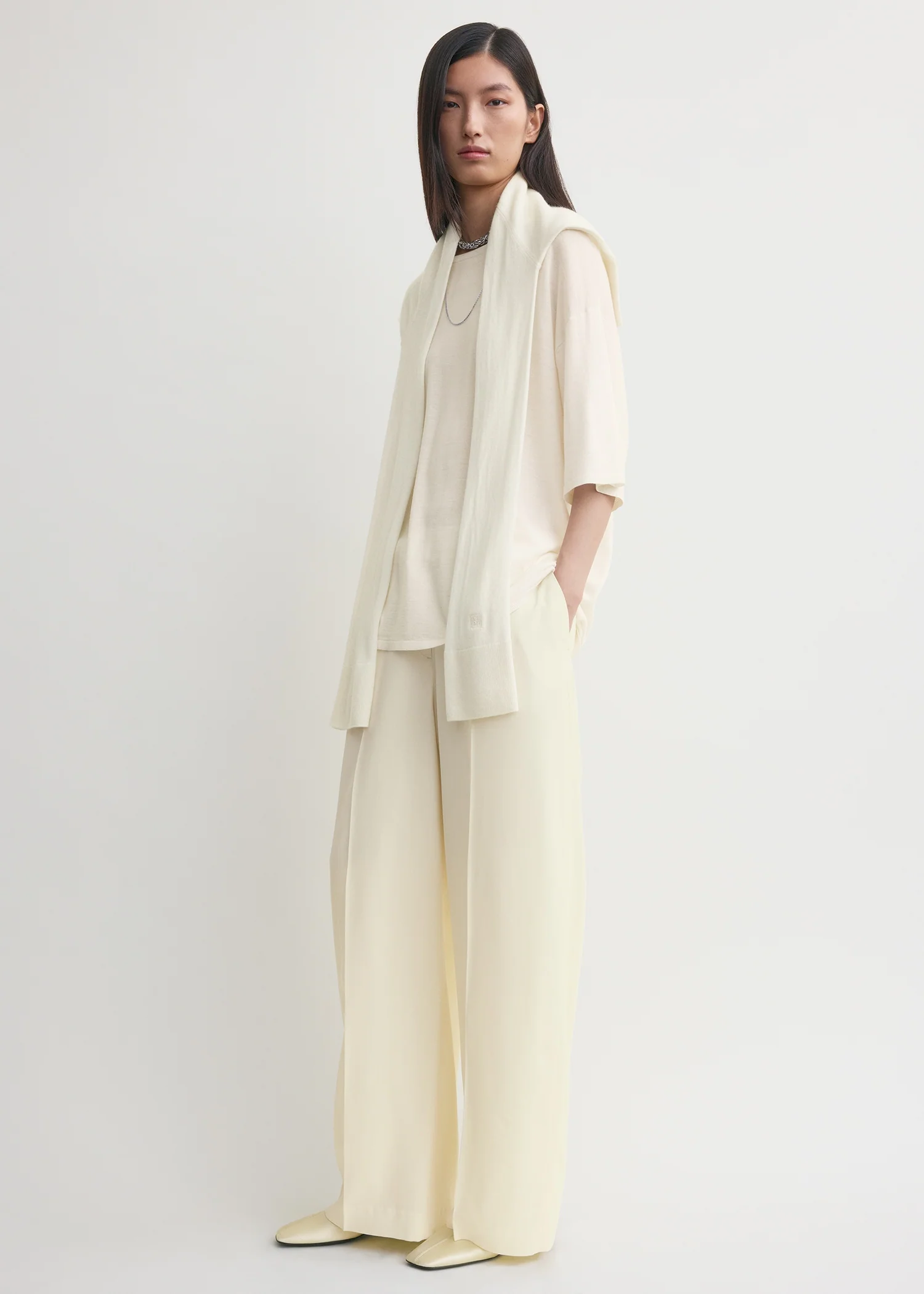 Sleeve scarf white - Image 2