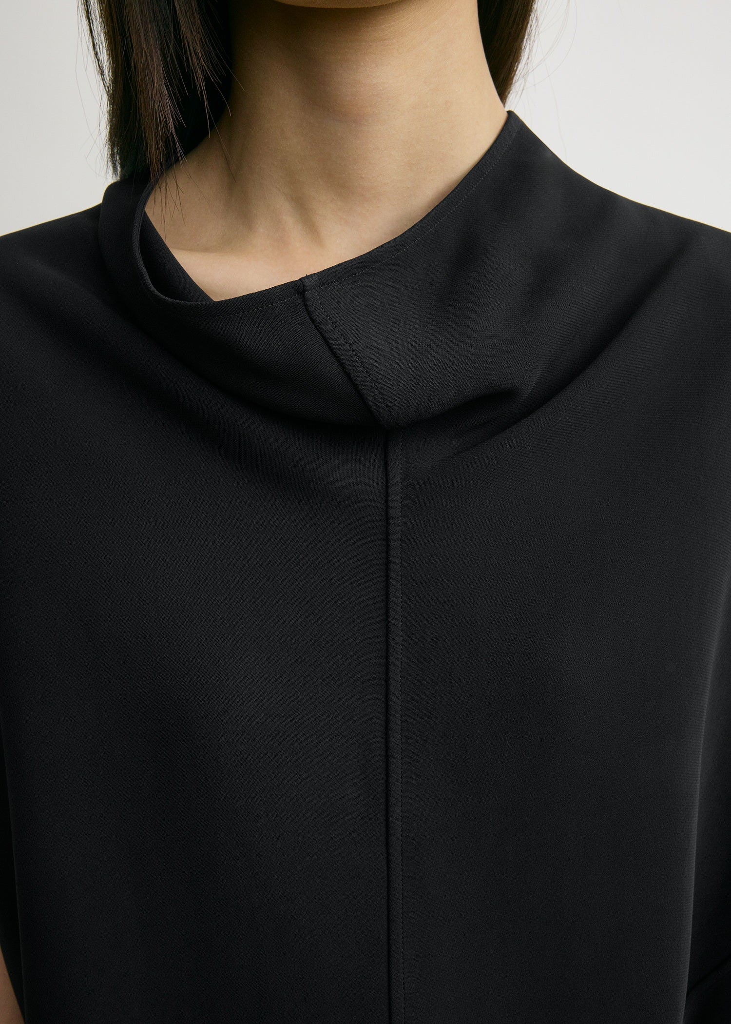 Sleeveless cady funnel-neck top black - Image 5