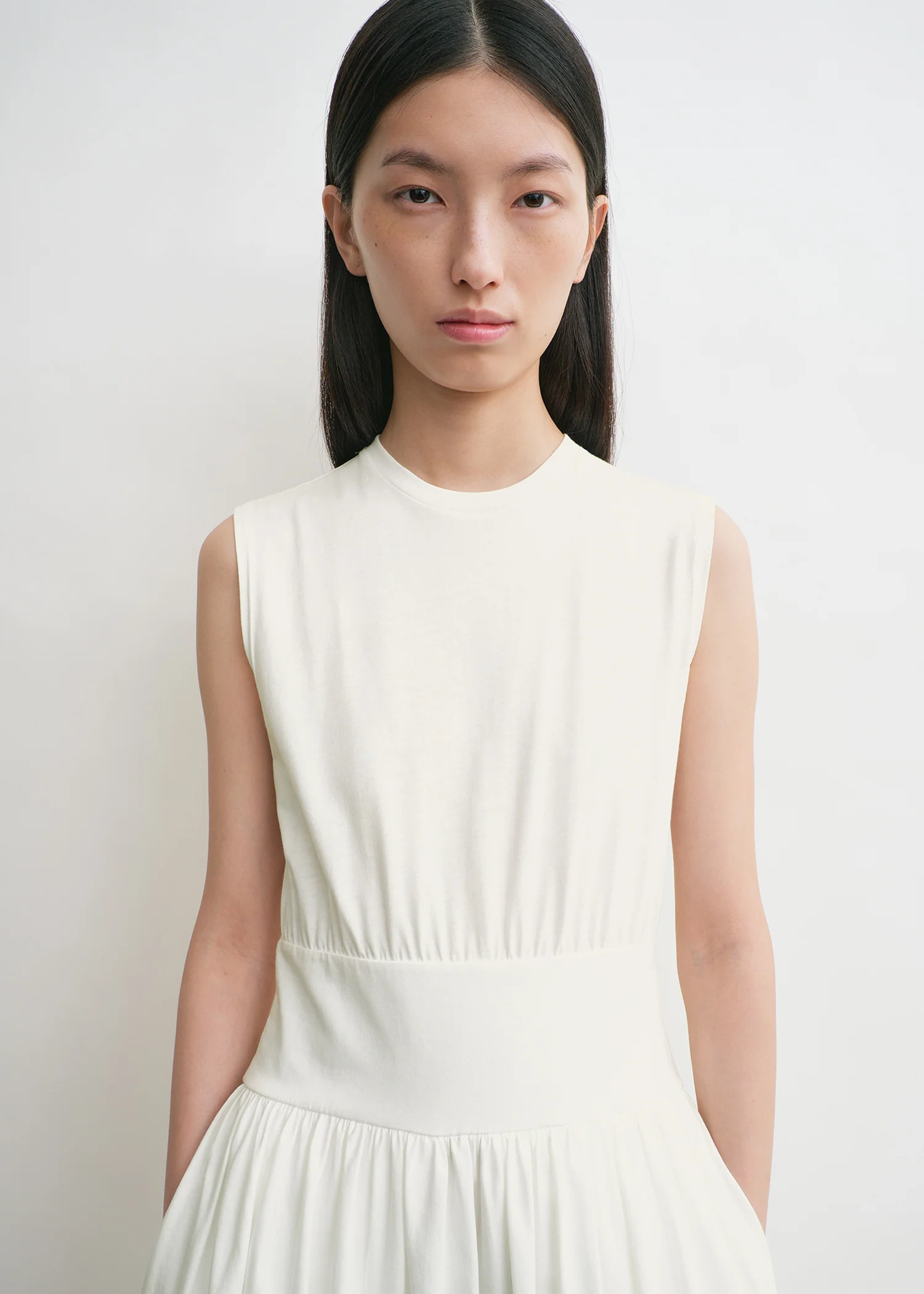 Sleeveless cotton tee dress off white - Image 4