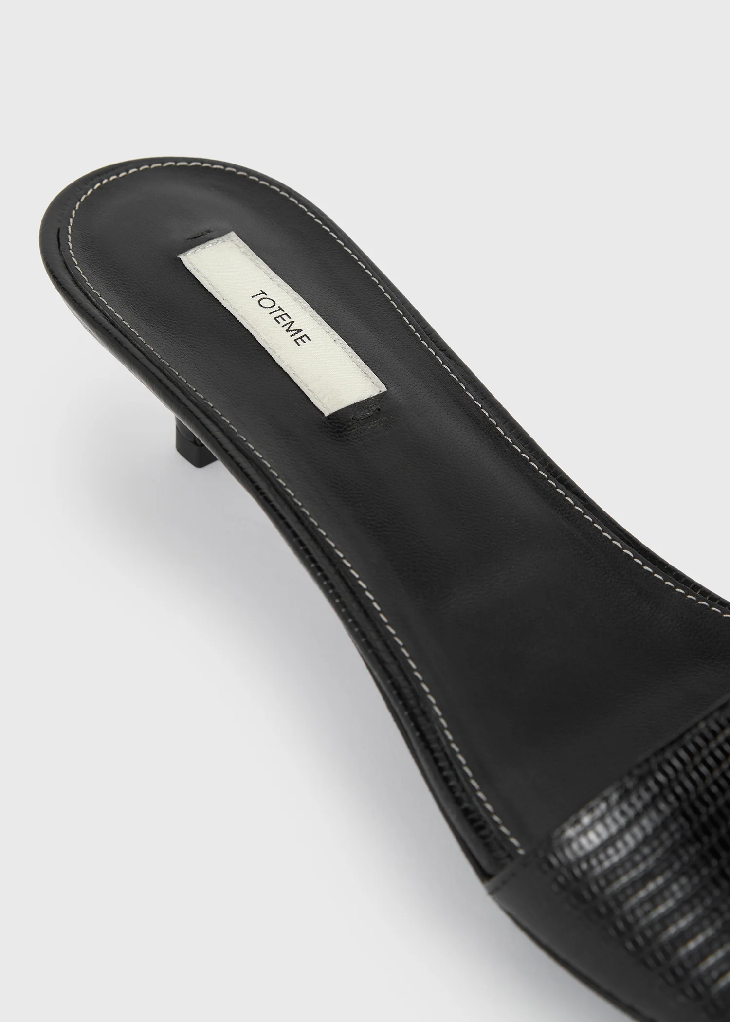 Slim lizard-embossed bandeau mules black - Image 6