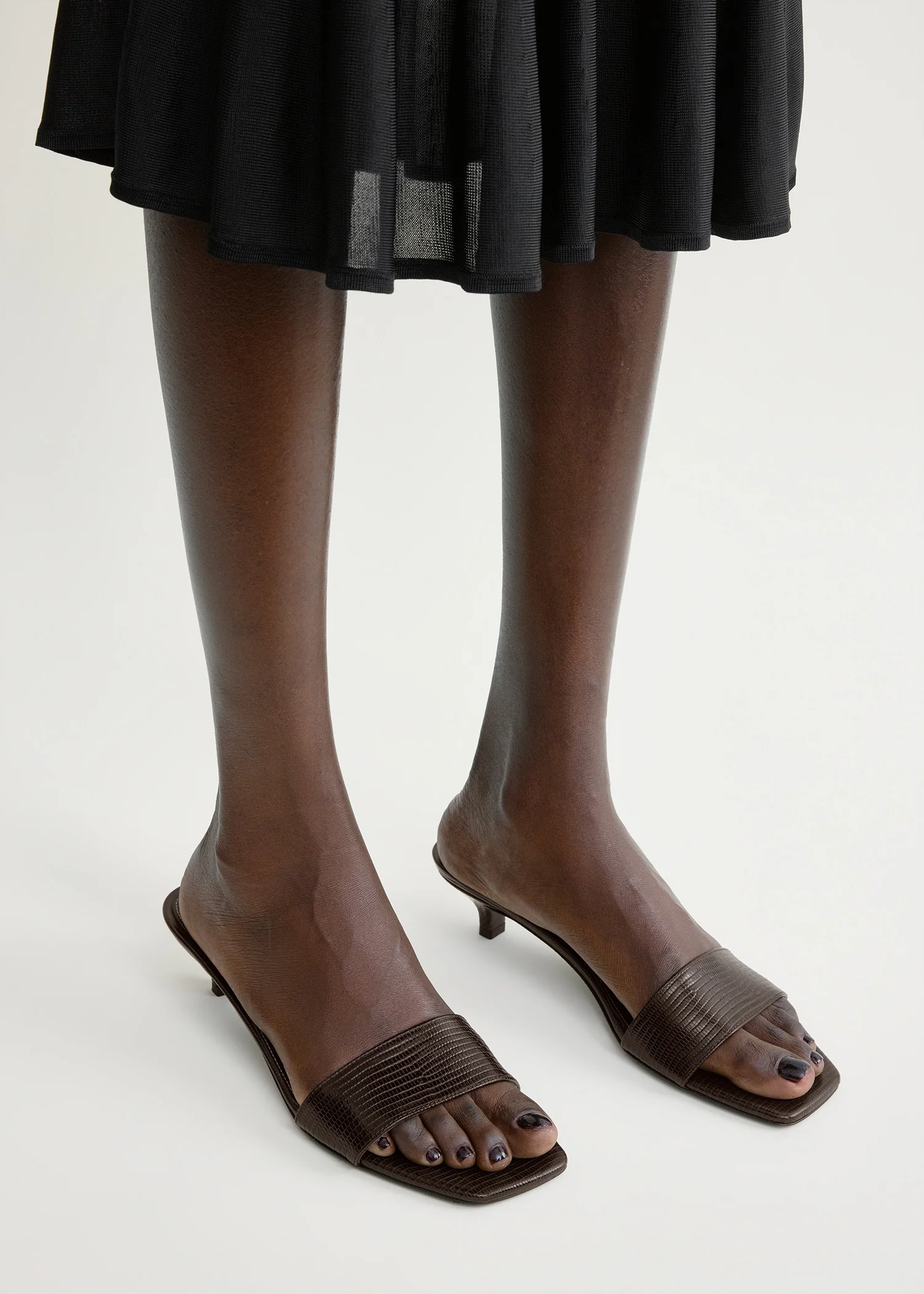Slim lizard-embossed bandeau mules brown - Image 3