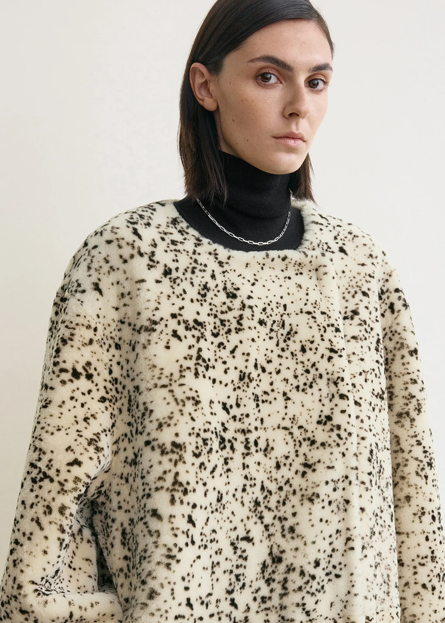 Stracciatella shearling coat black/white - Image 4