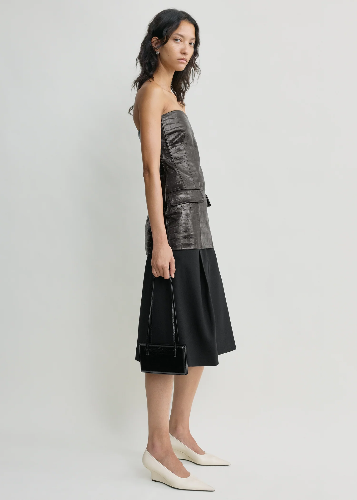 Strapless croco-embossed pocket top dark brown - Image 2