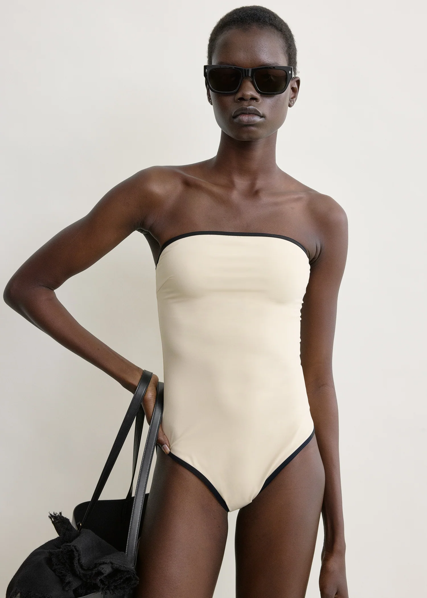 Stripe edge strapless swimsuit light hay - Image 4