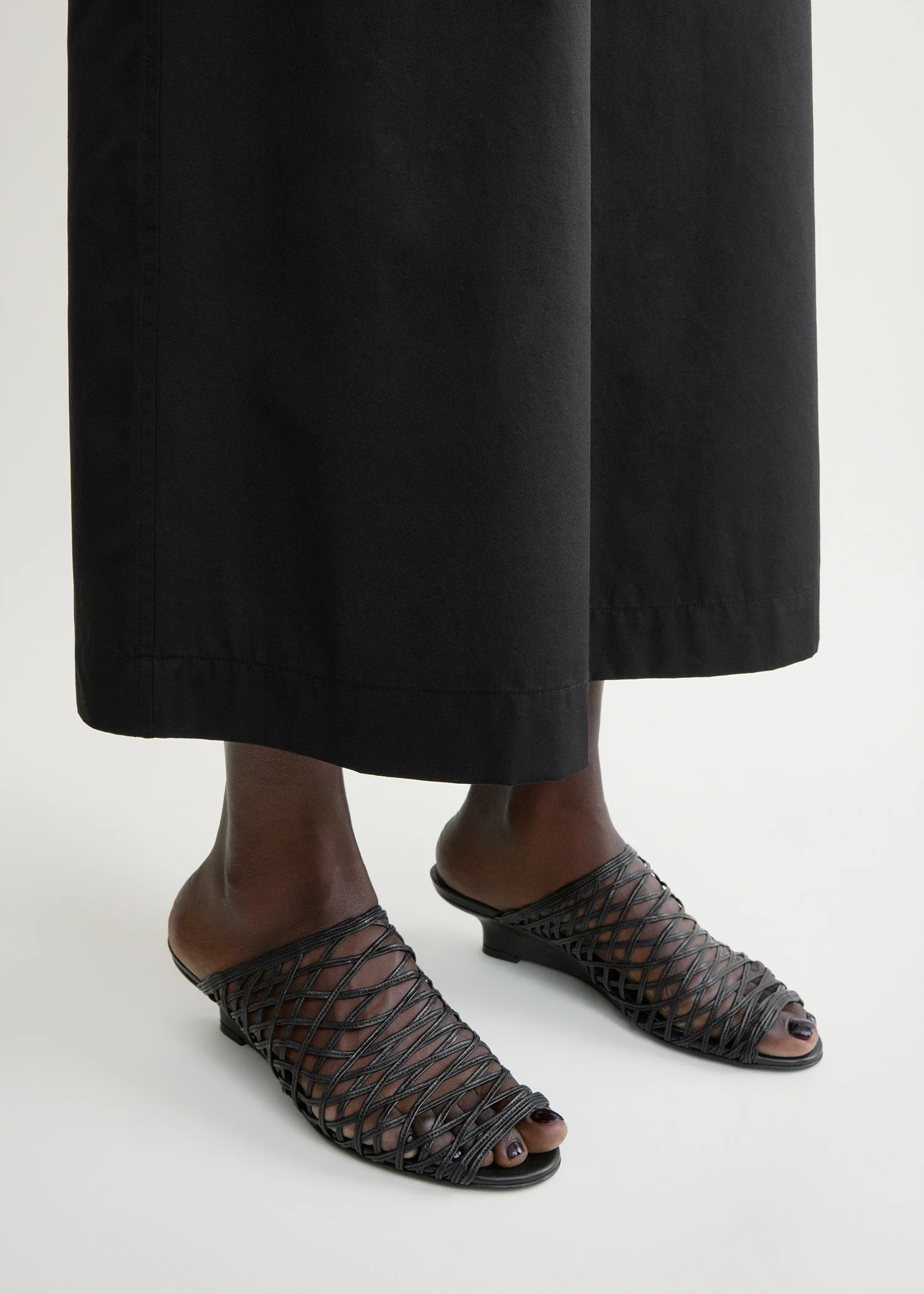 Summer woven mules black - Image 3