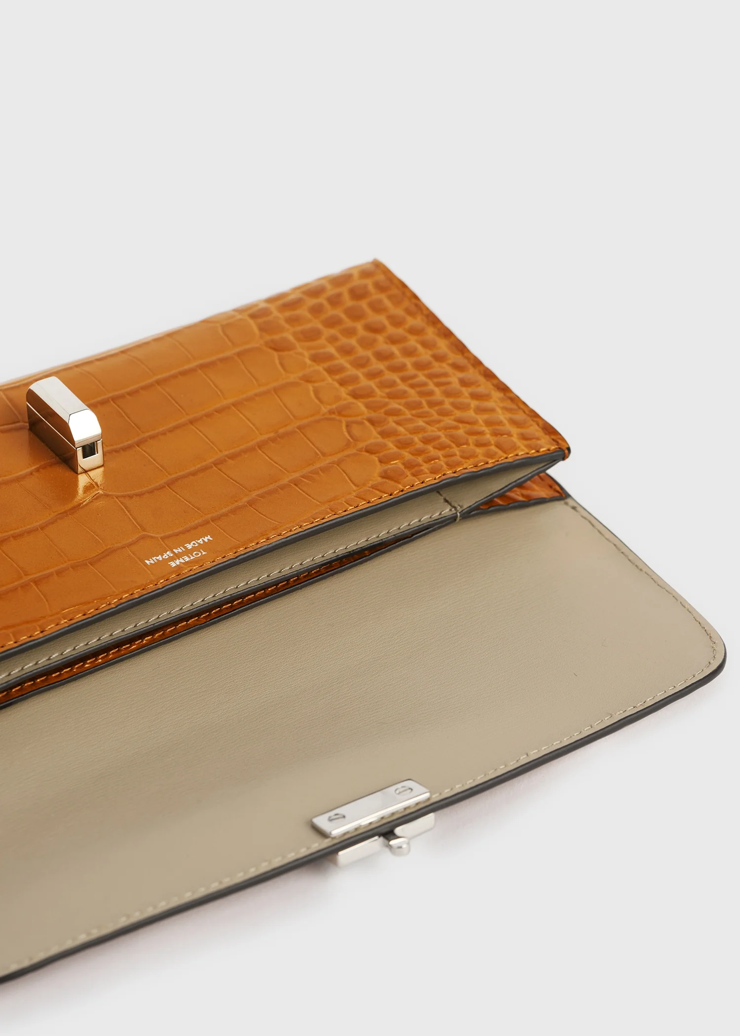 T-lock croco-embossed wallet tangerine - Image 4