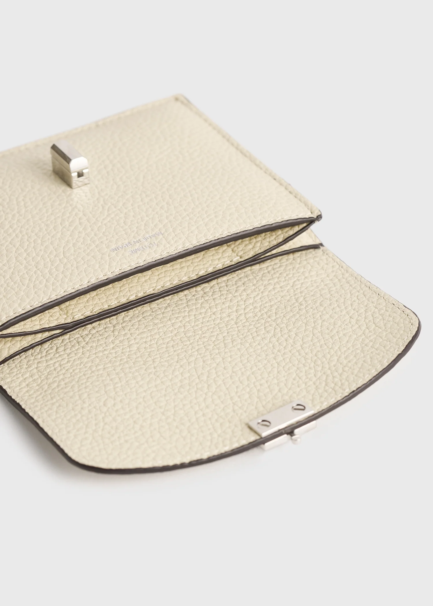 T-lock grained-leather cardholder milk - Image 5