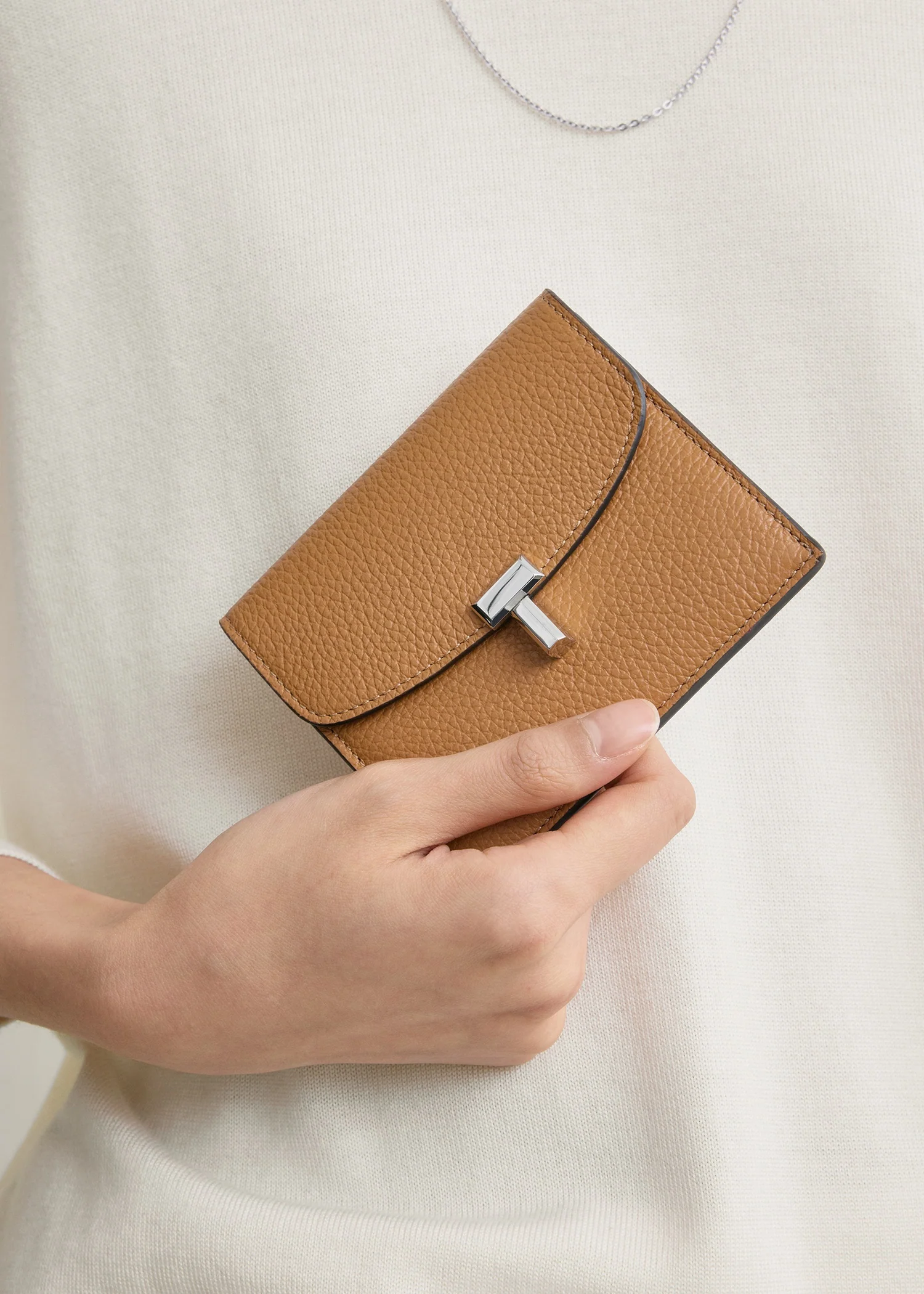 T-lock grained-leather cardholder tan - Image 2