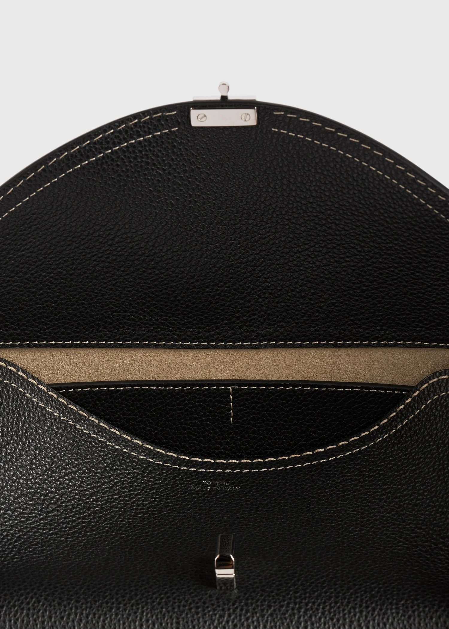 T-lock grained-leather shoulder black - Image 5