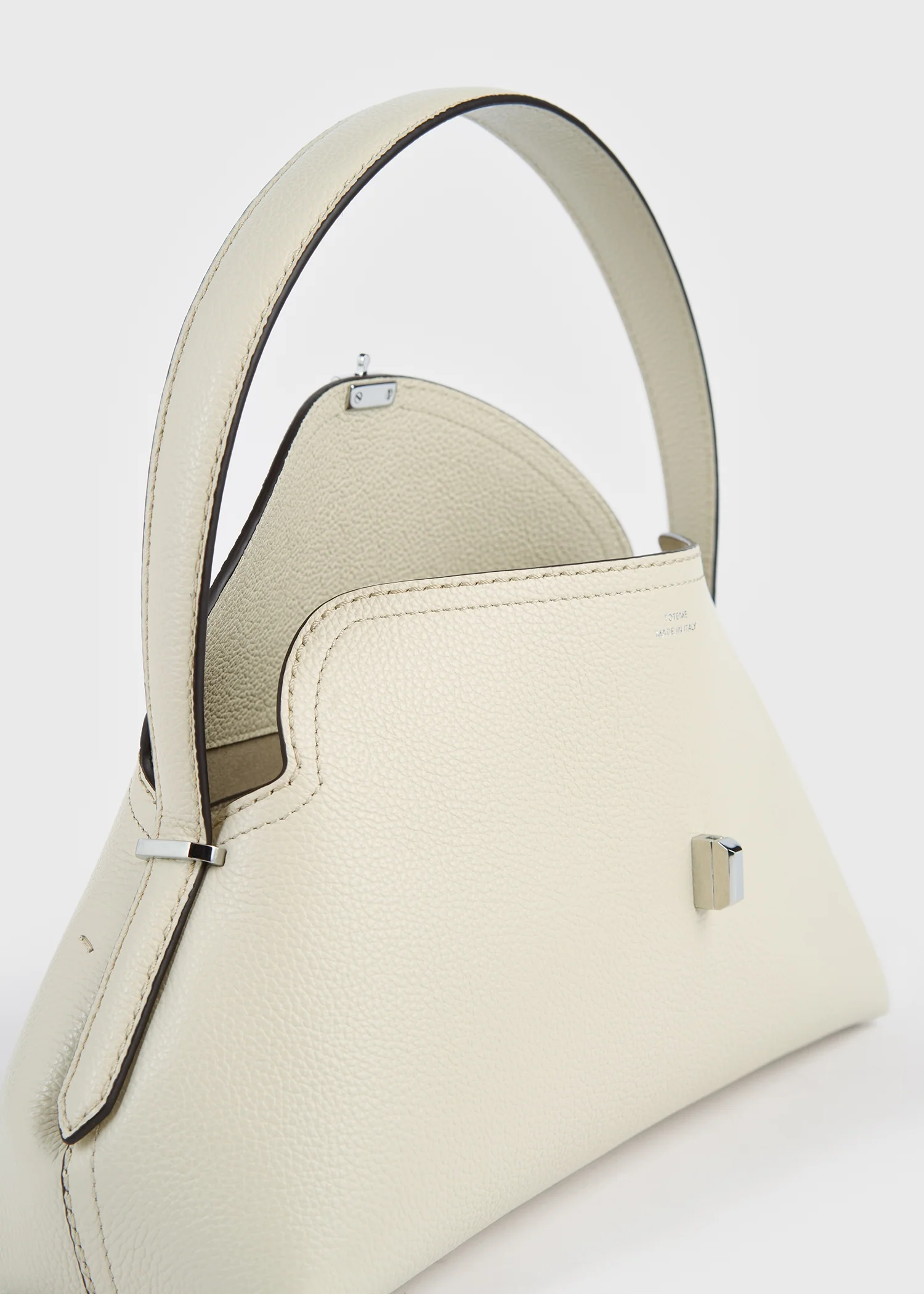 T-lock grained-leather shoulder milk - Image 8