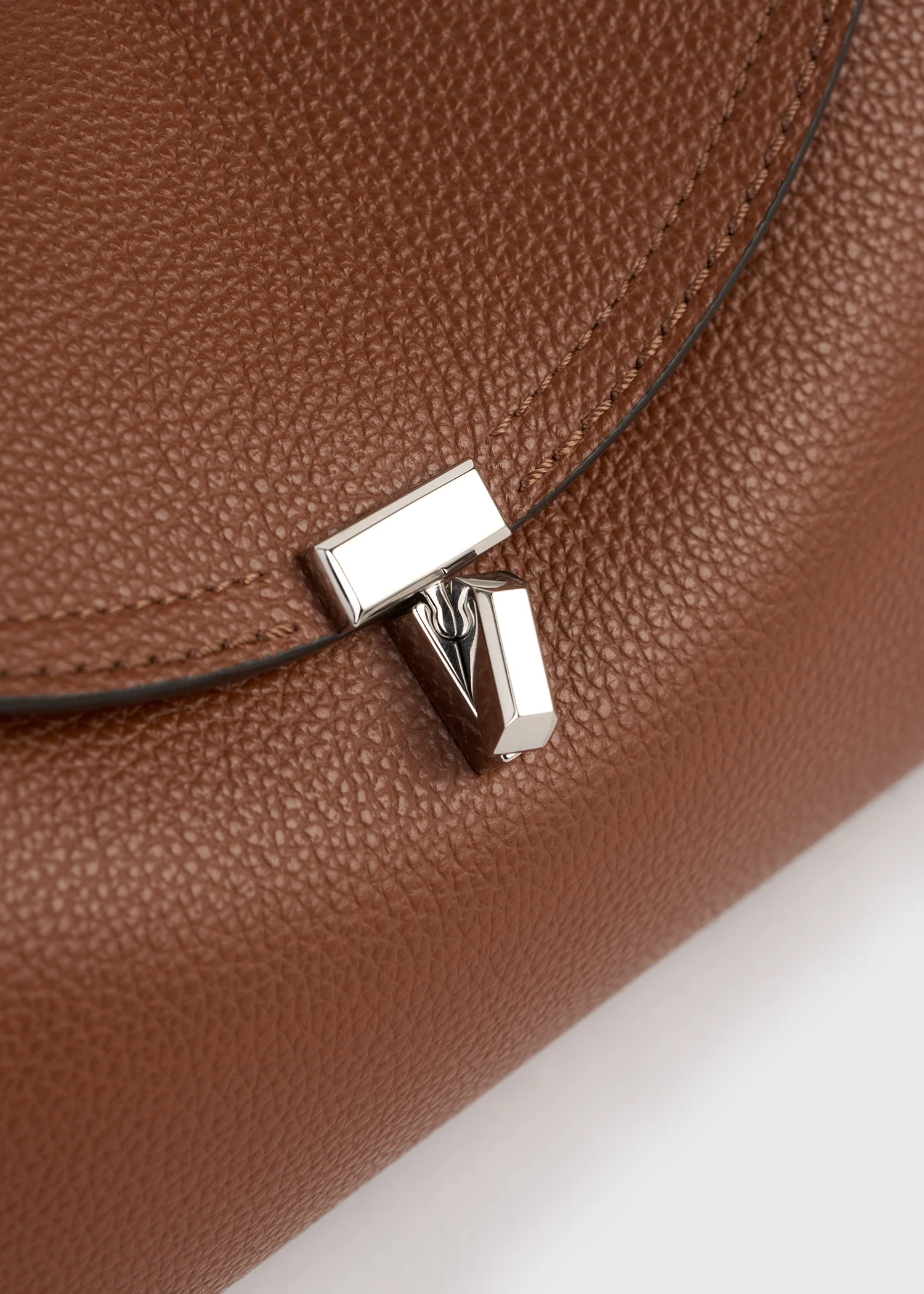 T-lock grained-leather shoulder sienna - Image 5