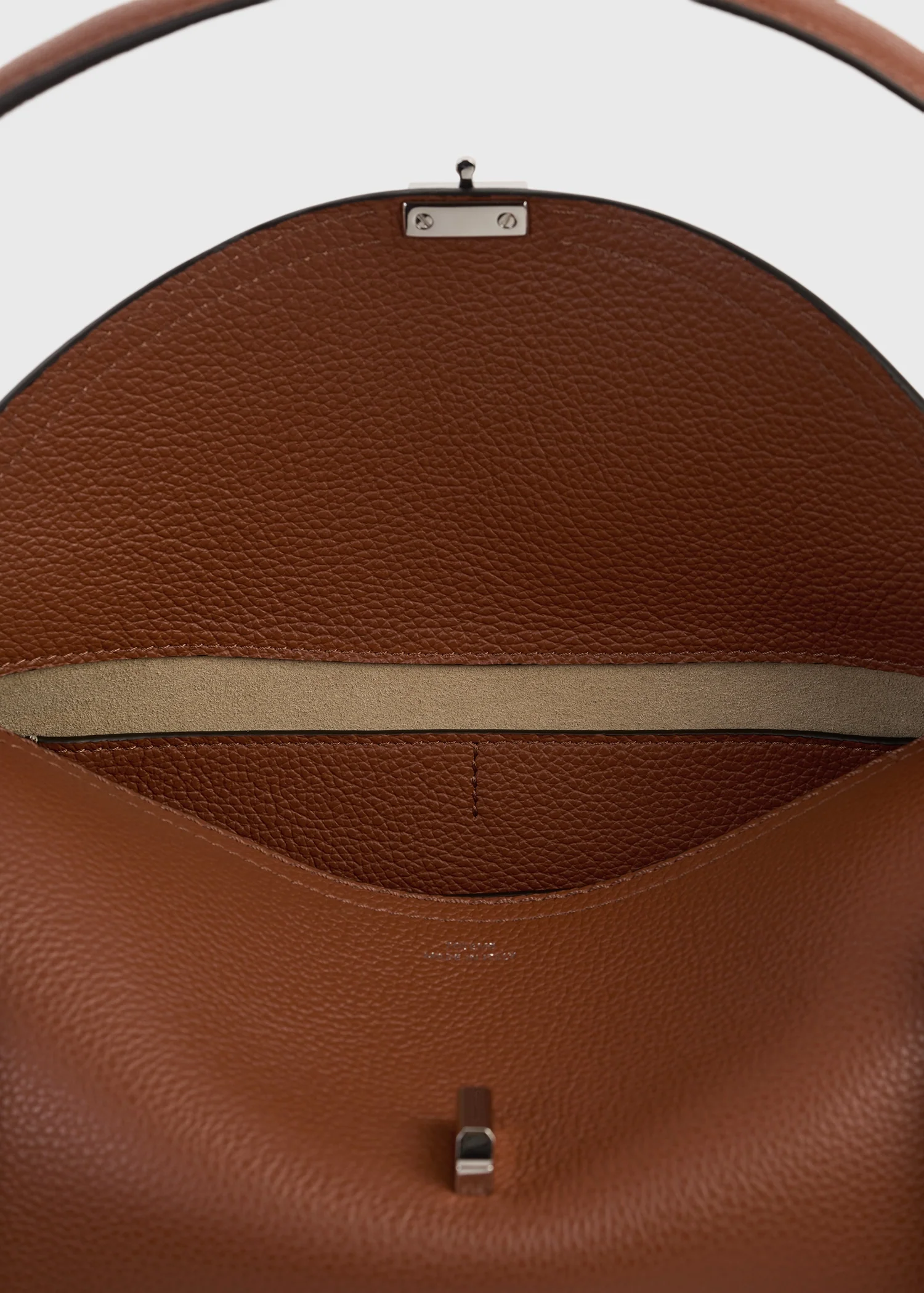 T-lock grained-leather shoulder sienna - Image 7