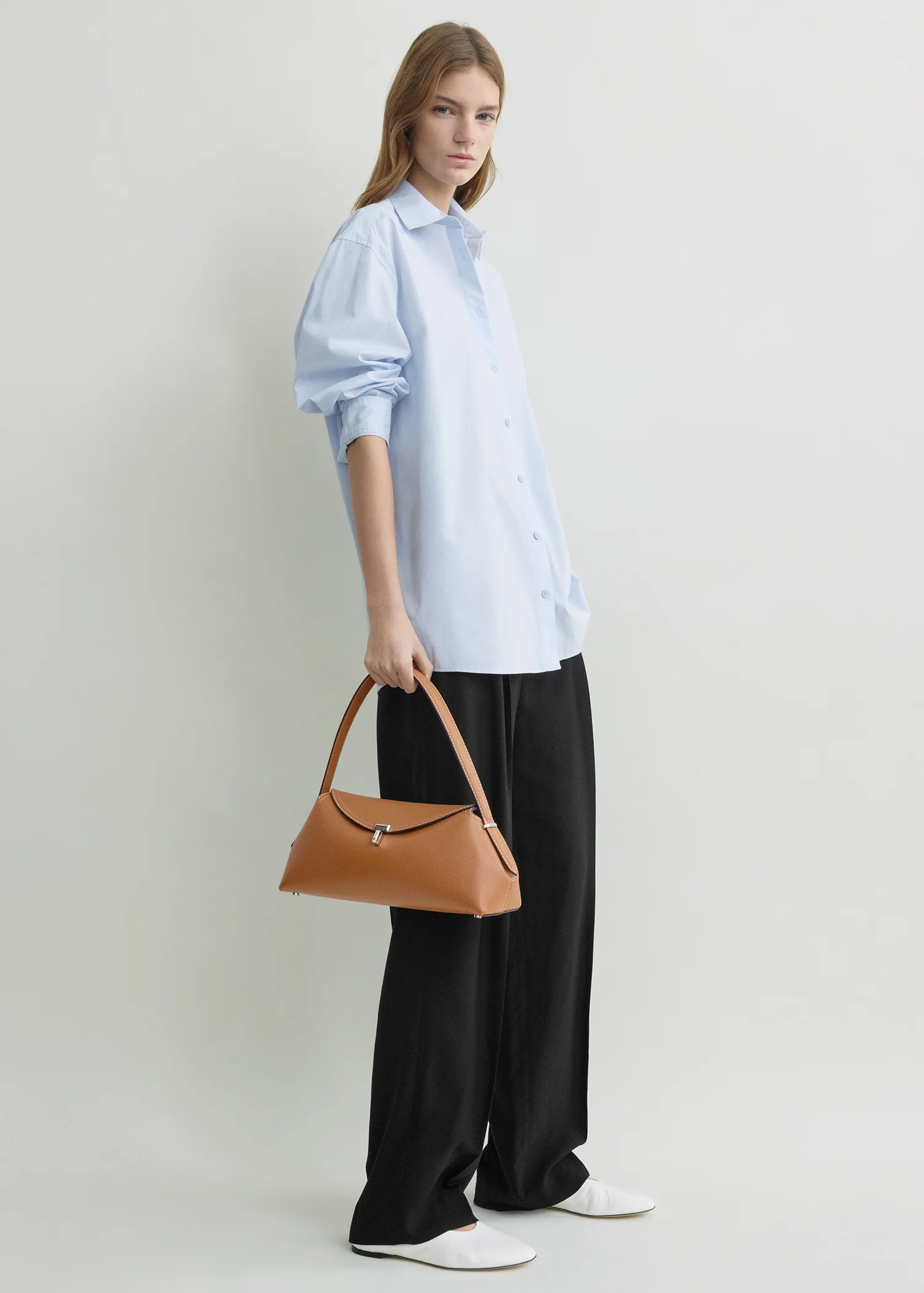 T-lock grained-leather shoulder tan - Image 3