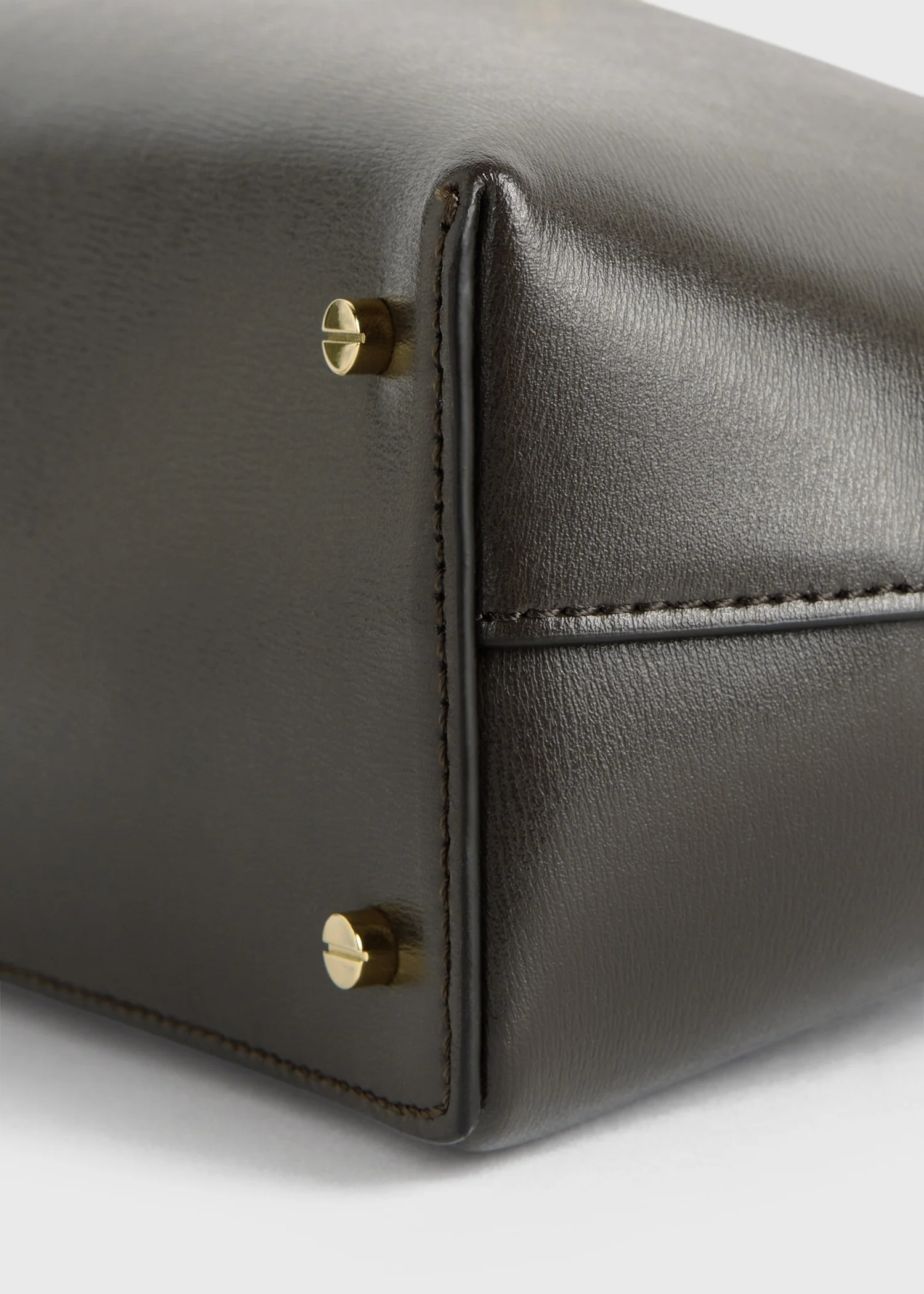 T-lock leather clutch bark - Image 6