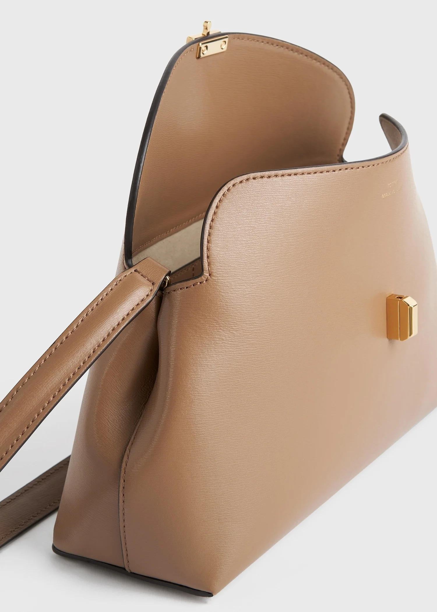T-lock leather clutch camel - Image 8
