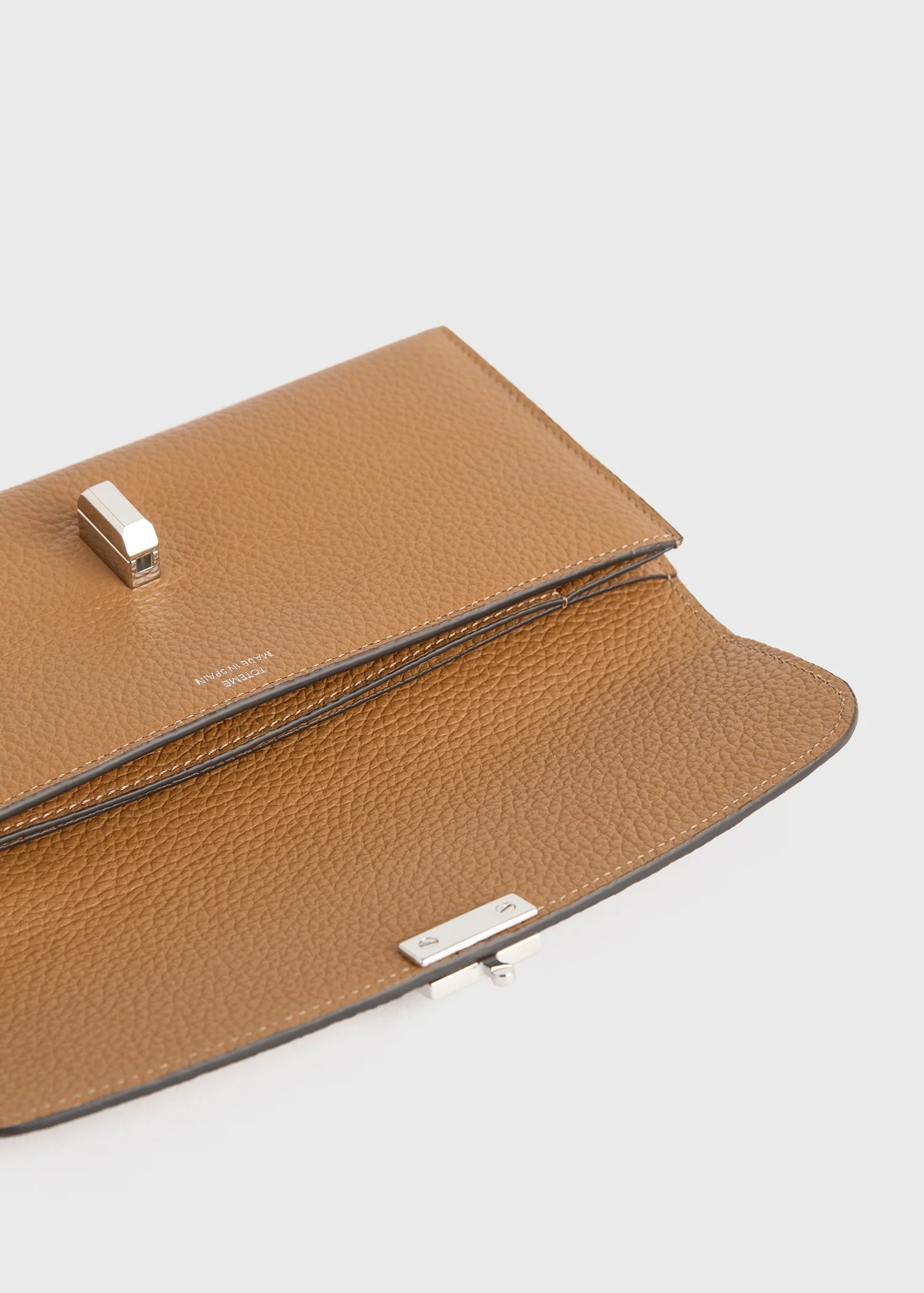 T-lock grained-leather wallet tan - Image 4
