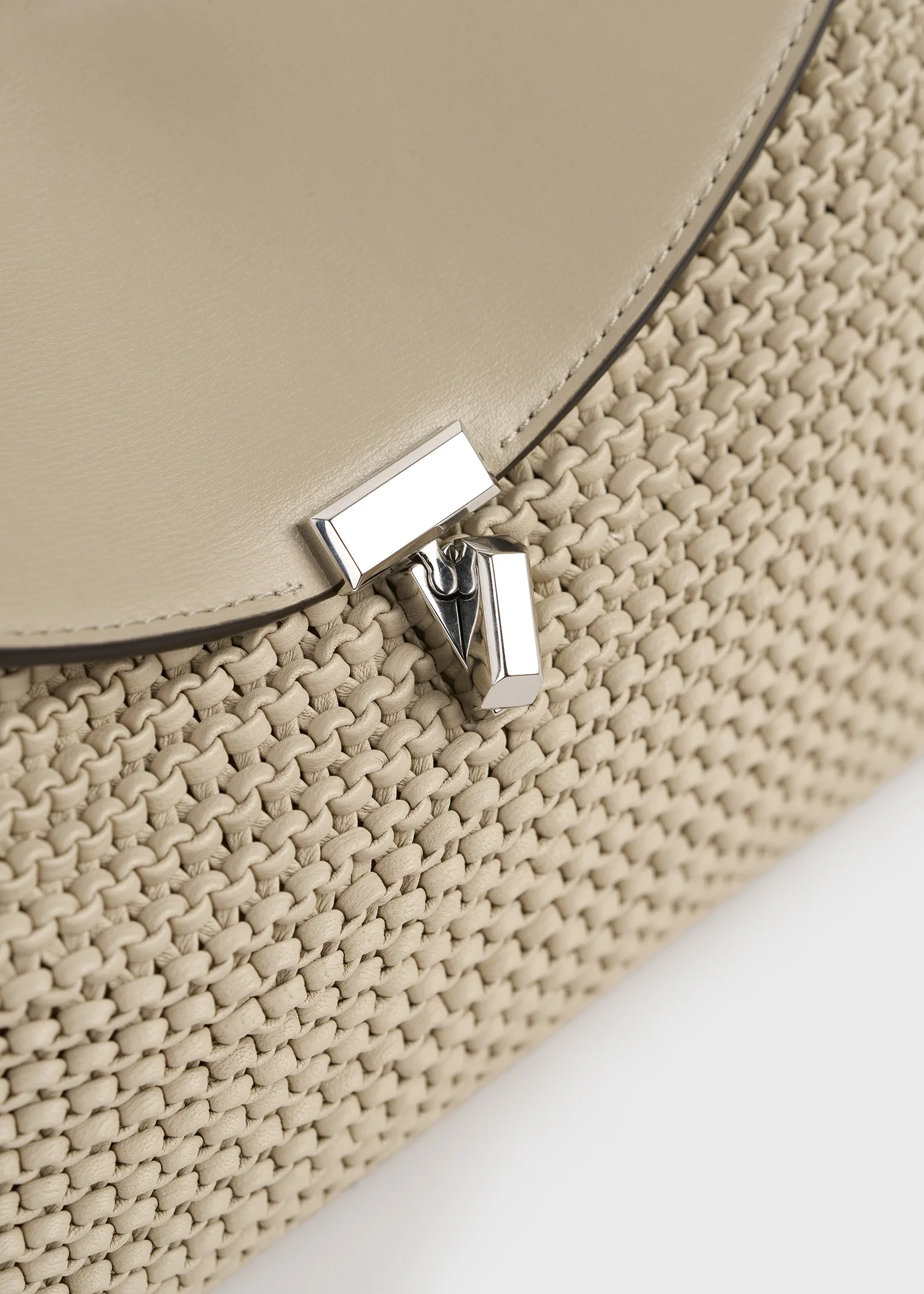 T-lock woven-leather clutch fawn - Image 5