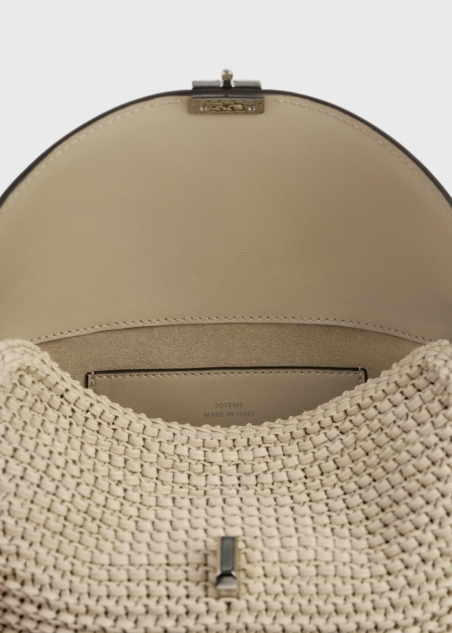 T-lock woven-leather clutch fawn - Image 7