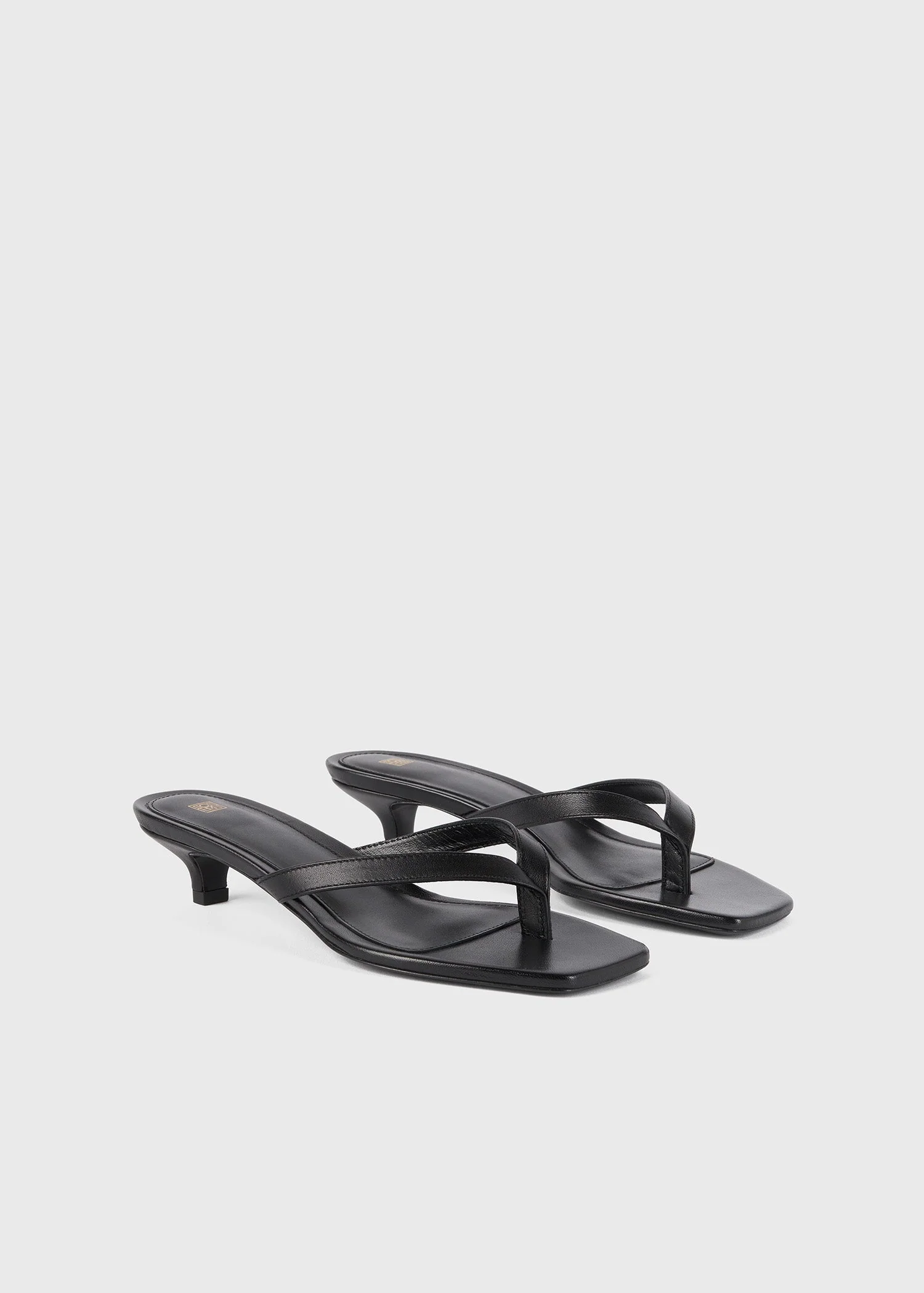 Leather heeled flip flops black - Image 4