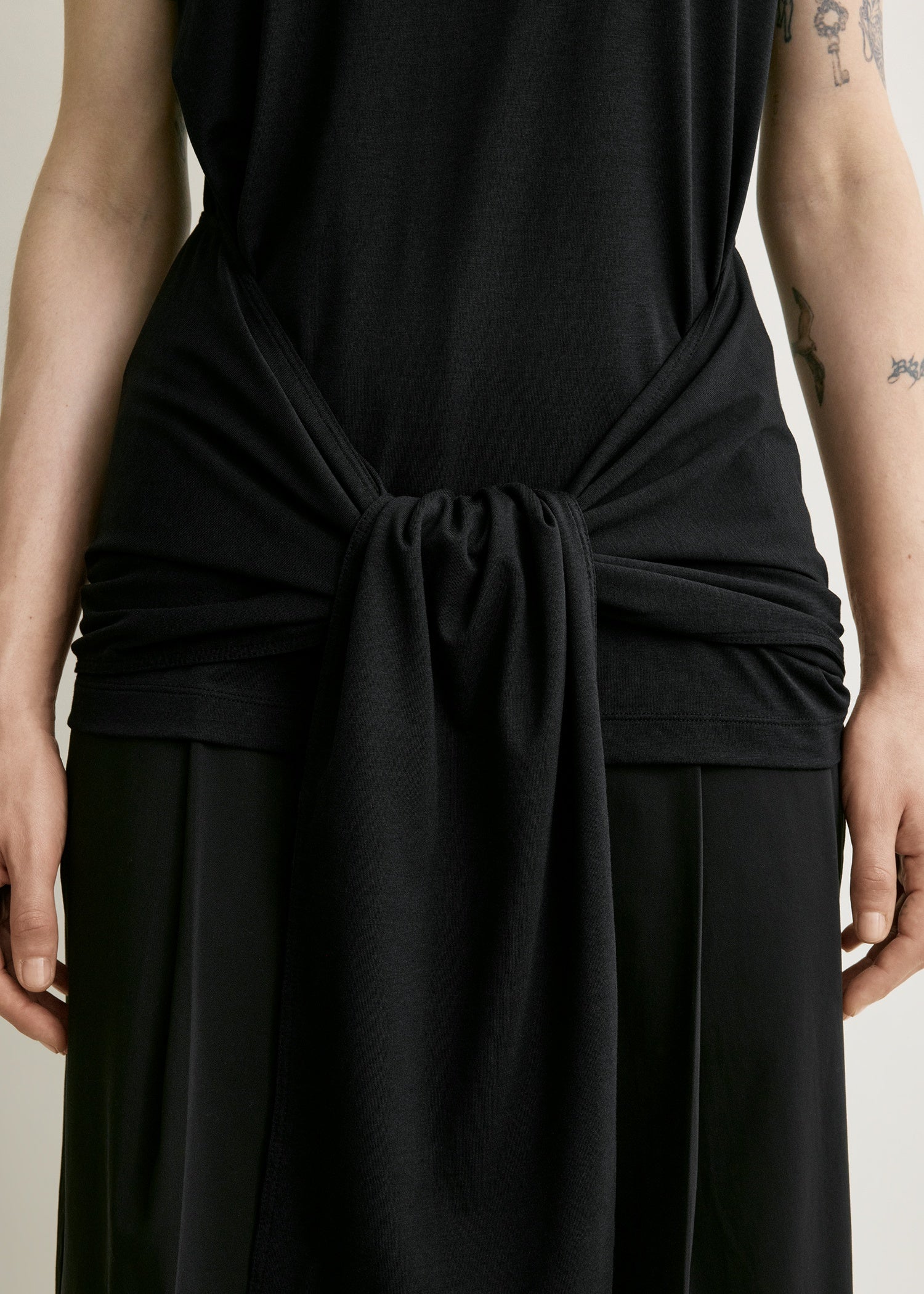 Tie-waist jersey top black - Image 6