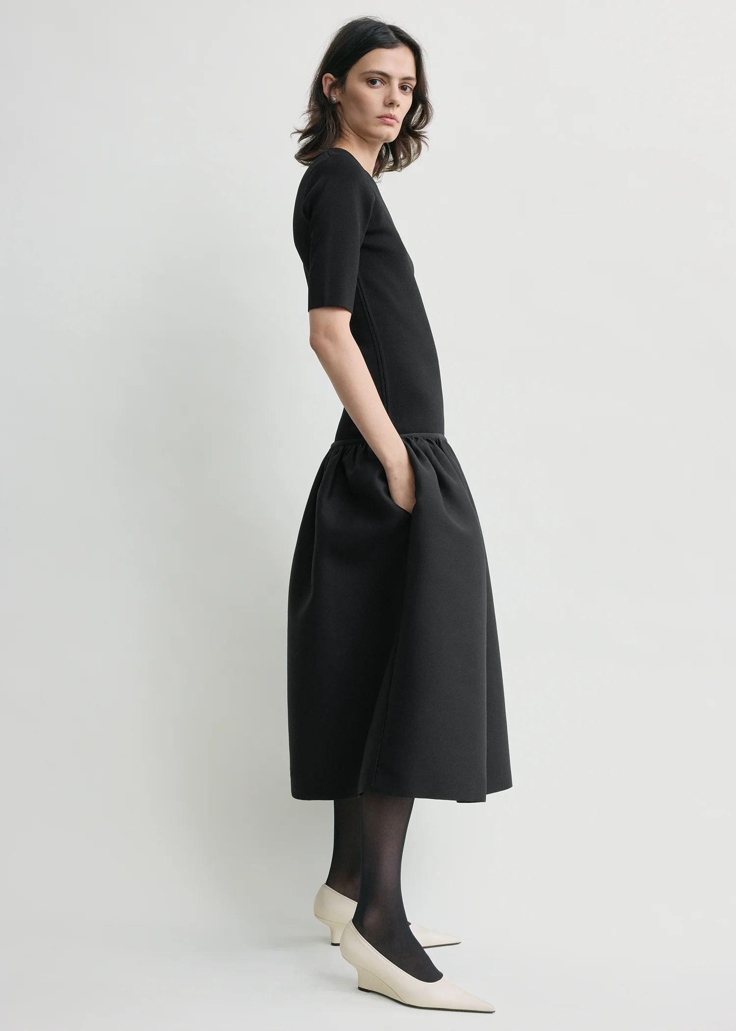 Twinflower tee dress black - Image 2
