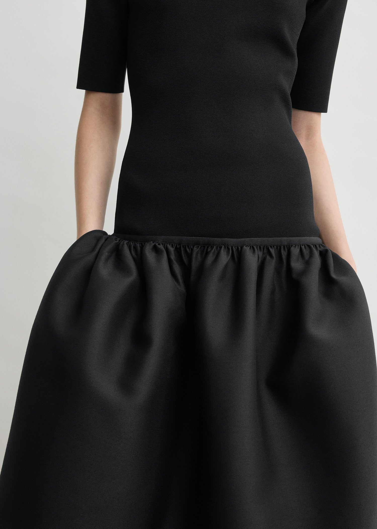Twinflower tee dress black - Image 4