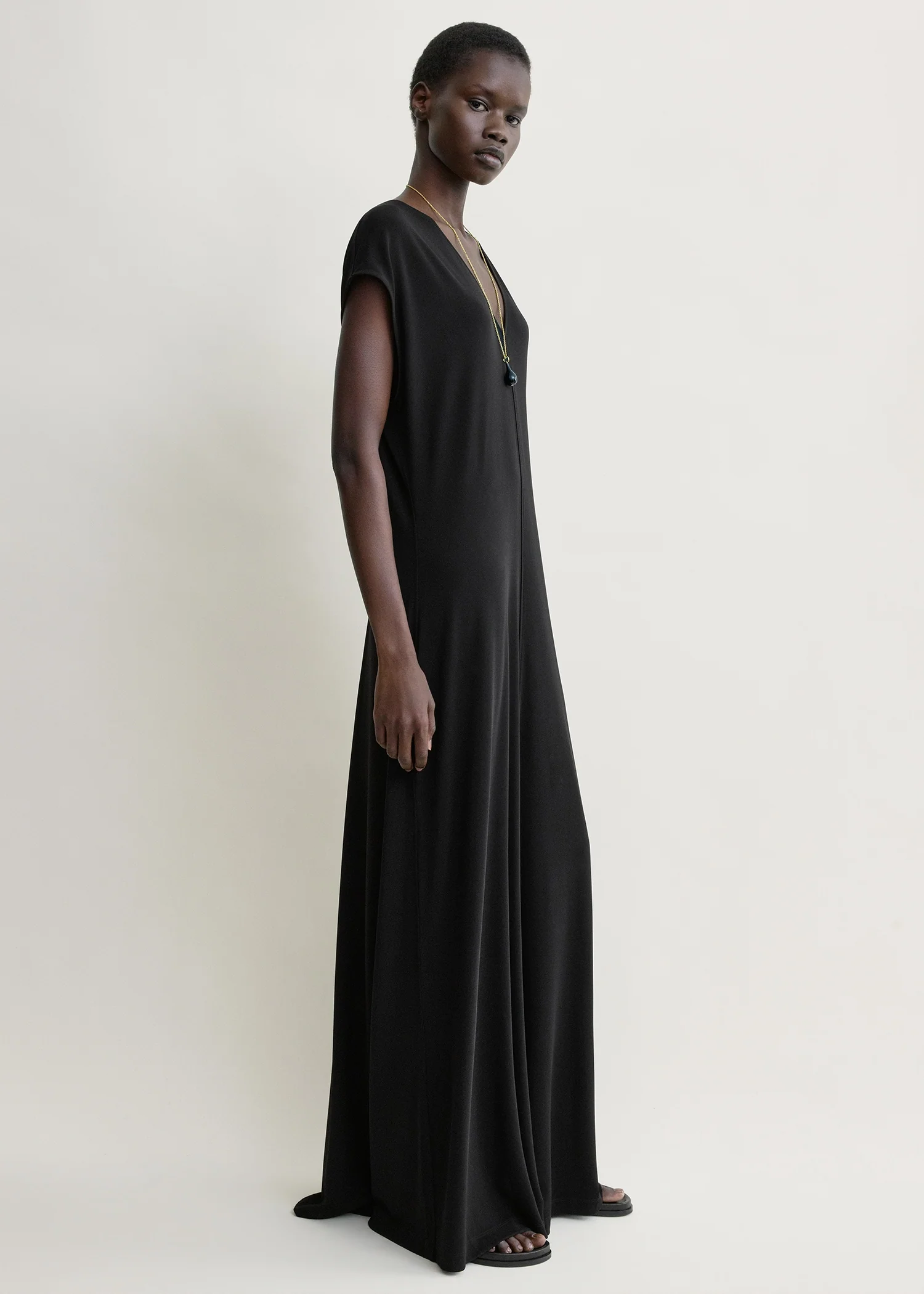 V-neck jersey dress black - Image 2