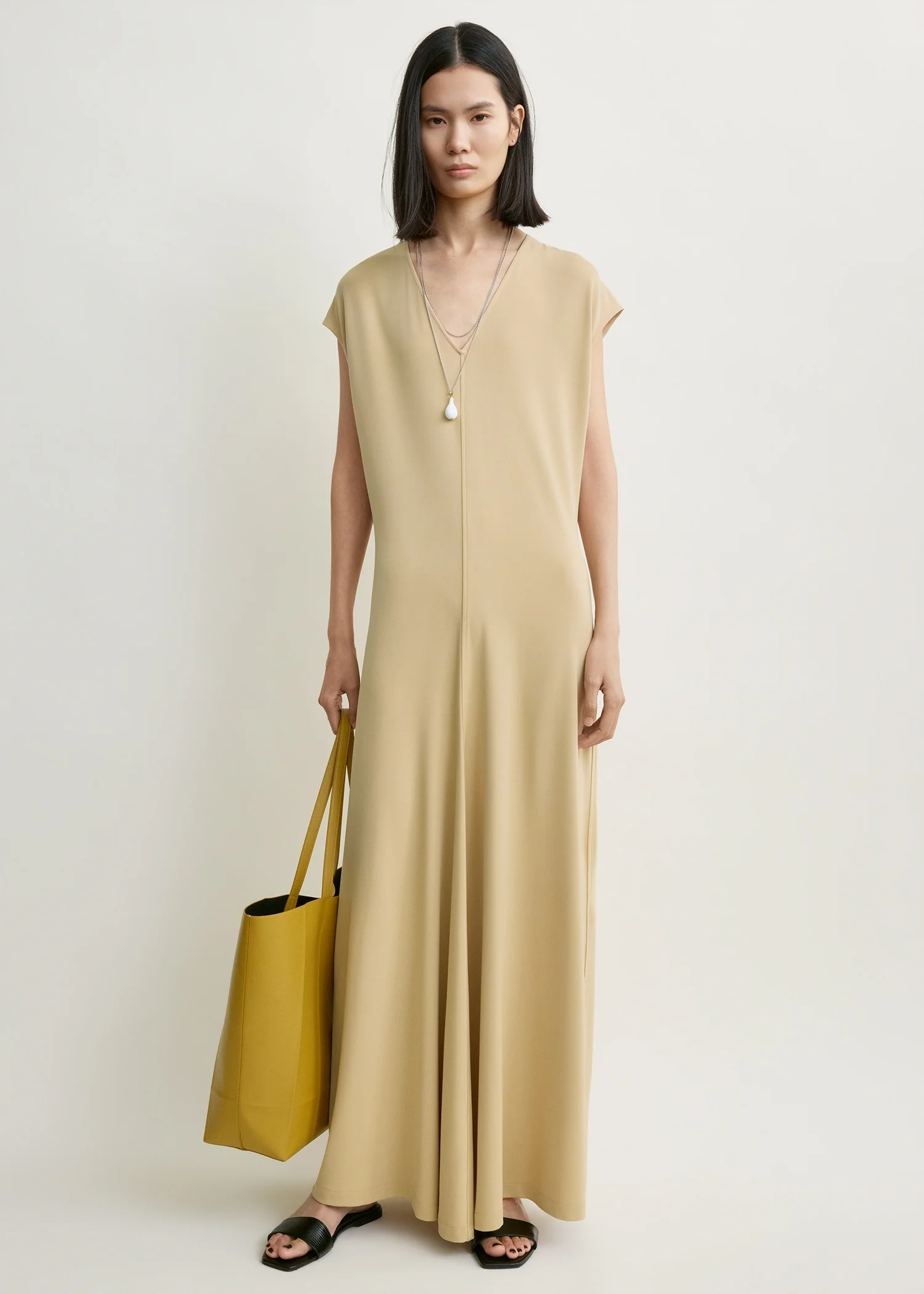 V-neck jersey dress chai