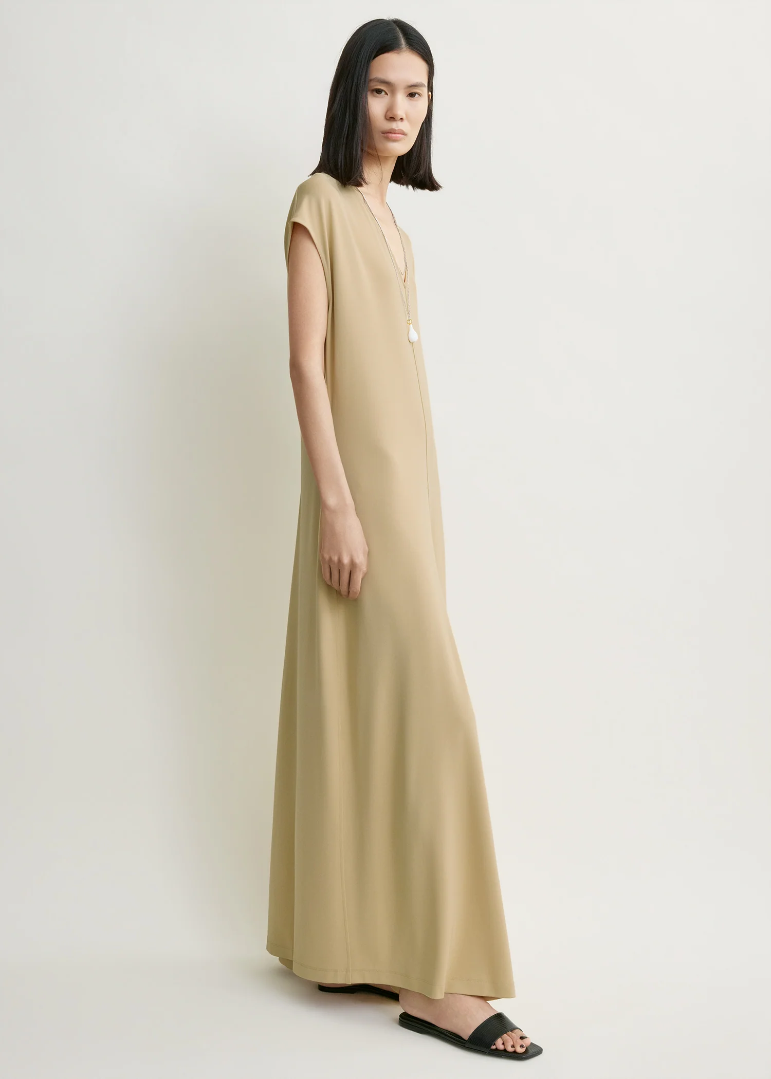 V-neck jersey dress chai - Image 2