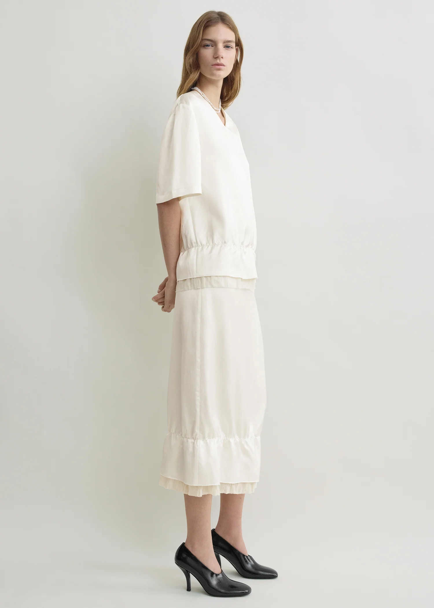 V-neck satin pullover white - Image 3